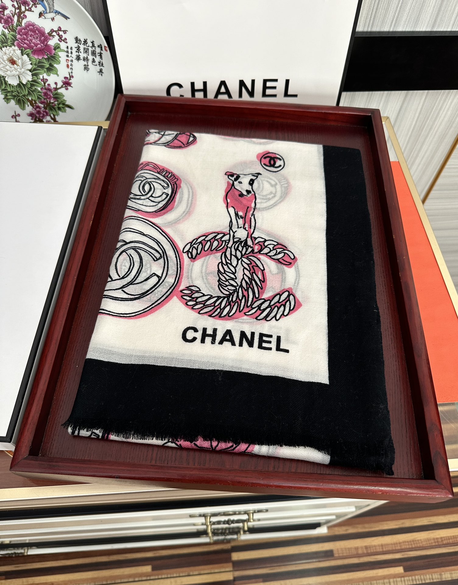CHANEL香奈儿双c动物羊绒长巾