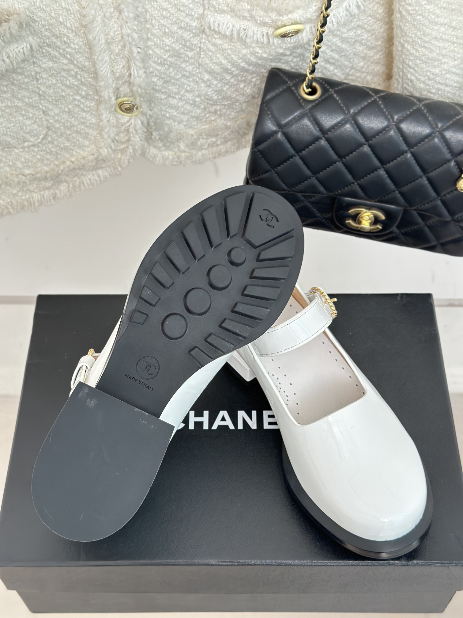 CHANE*小香23P新品经典玛丽珍单鞋系列对它一见钟情不夸张哦这大概就是小香的魅力总是很懂女生虽然看上