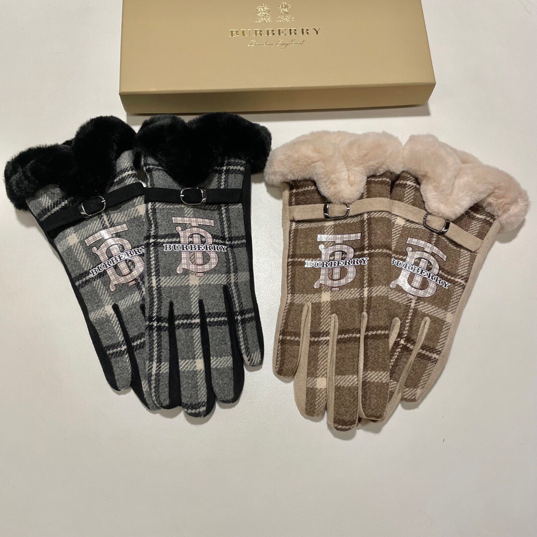 配全套包装巴宝莉BURBERRY专柜新品羊毛手套时尚手套秋冬保暖加绒内里经典格子上手超舒适柔软百搭！均码