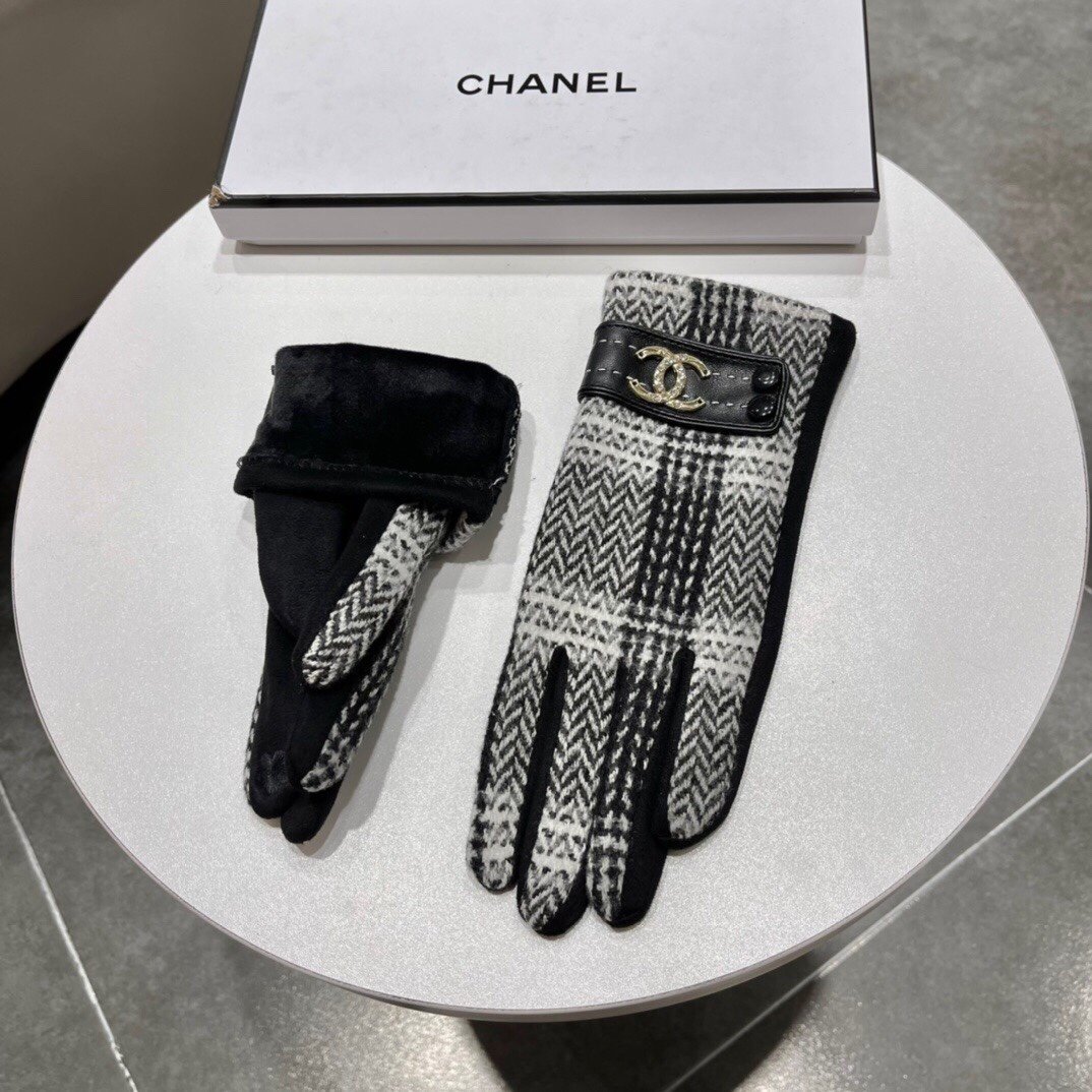 新款Chanel香奈儿专柜新品羊毛手套时尚手套秋冬保暖加绒内里上手超舒适柔软百搭！均码