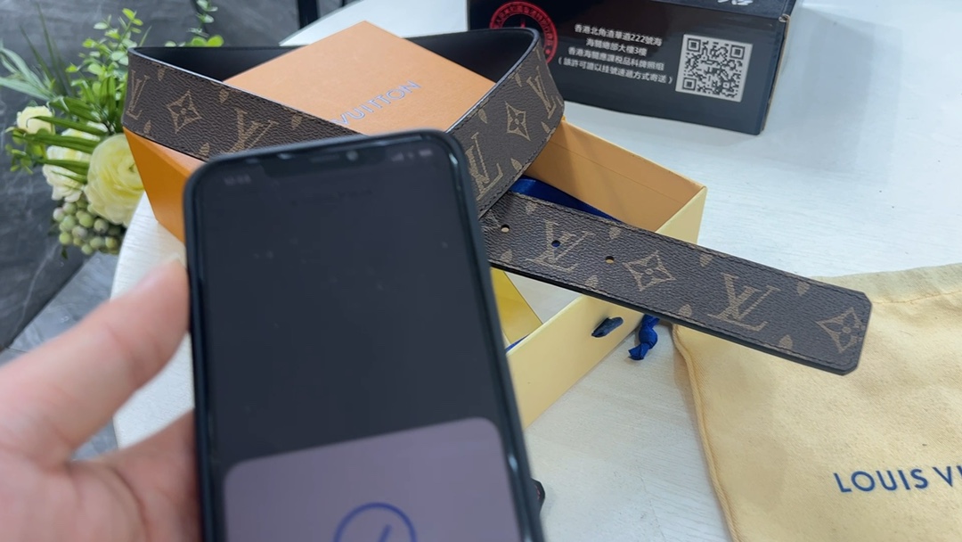 Louis Vuitton 视频防伪感应入网 LV新款格子皮带，休闲款