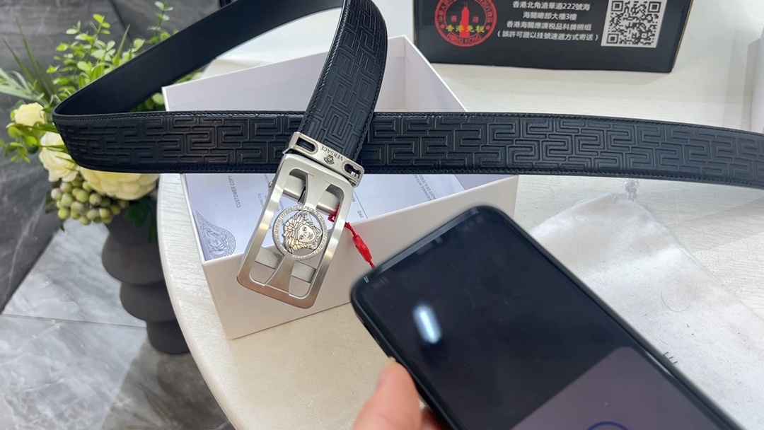 Versace 范思哲美人头男款自动系列，丝绸皮料印花，正版同步 制作