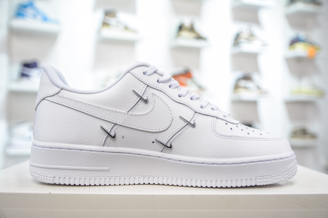 Nike Air Force 1'07 Low ”All white” Air Force One ”co-branded small silver hook” low-top casual sneakers CT1990-100