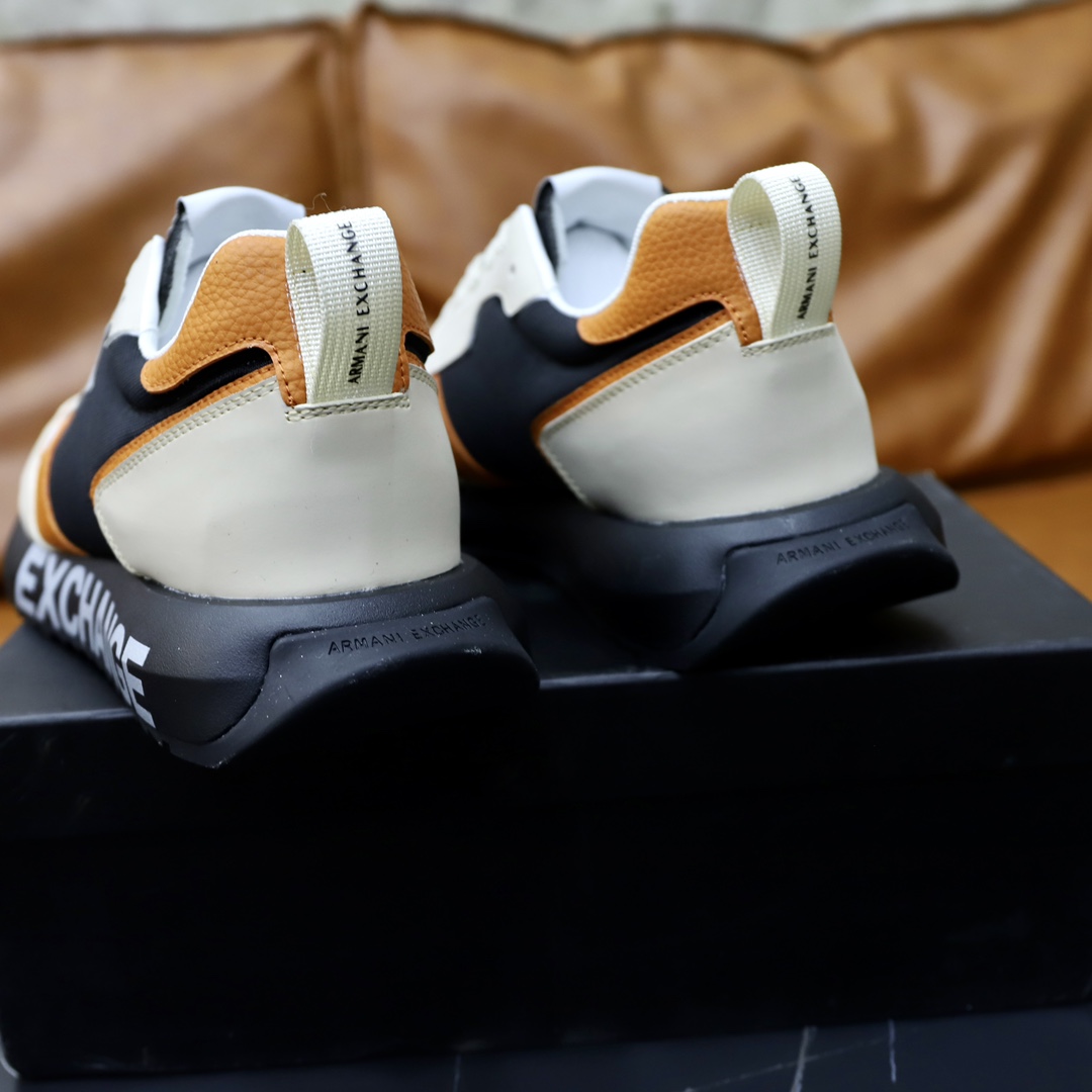 Precio de fábrica: Marca: Armani Tamaño estándar: 38-44 (45 personalizado) Grado: oficial con el mod