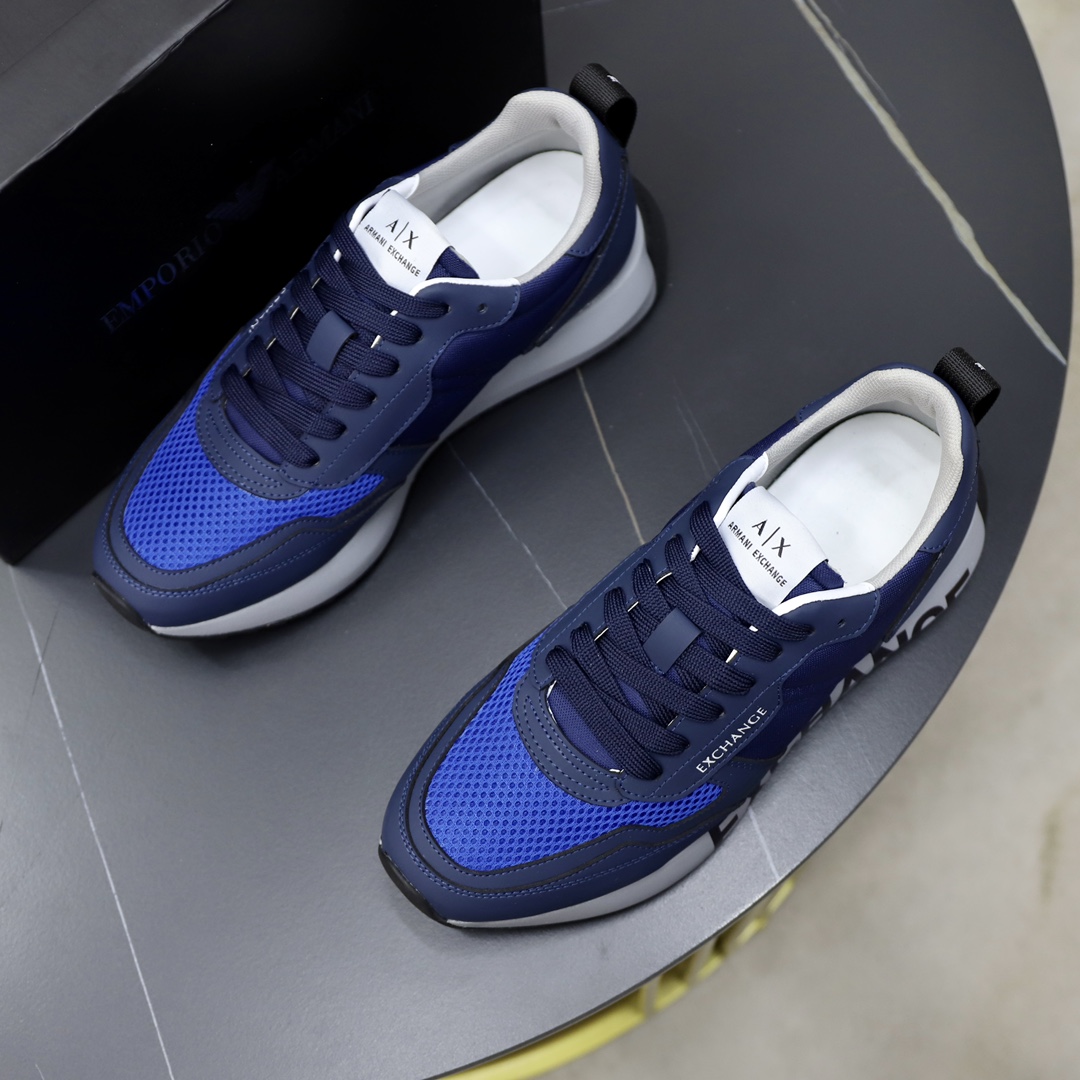 Precio de fábrica: Marca: Armani Tamaño estándar: 38-44 (45 personalizado) Grado: oficial con el mod