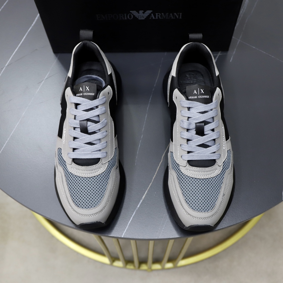 Precio de fábrica: Marca: Armani Tamaño estándar: 38-44 (45 personalizado) Grado: oficial con el mod