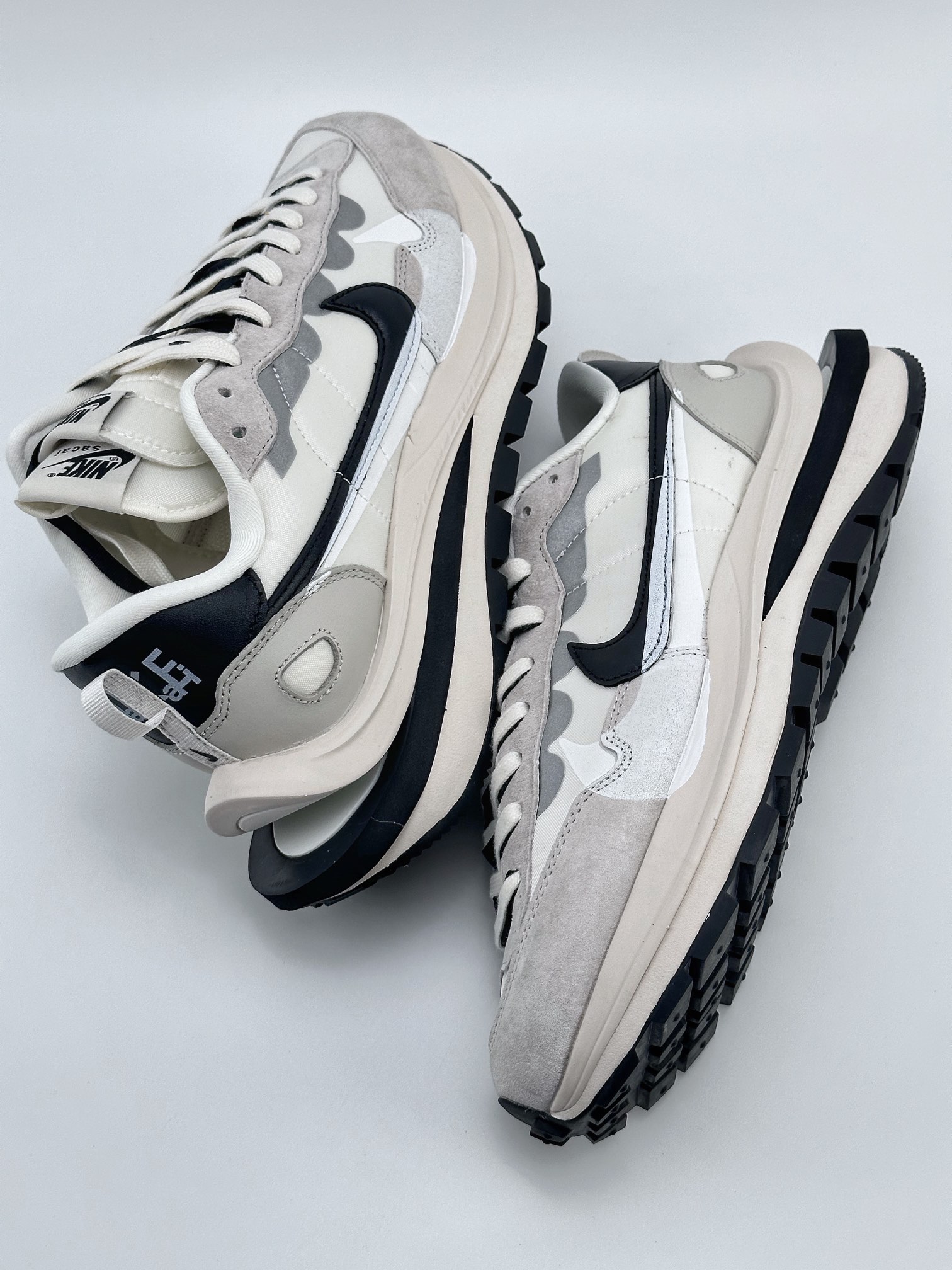 Sacai x Nike VaporWaffle 3.0”Beige Black”系列 DD1875-101