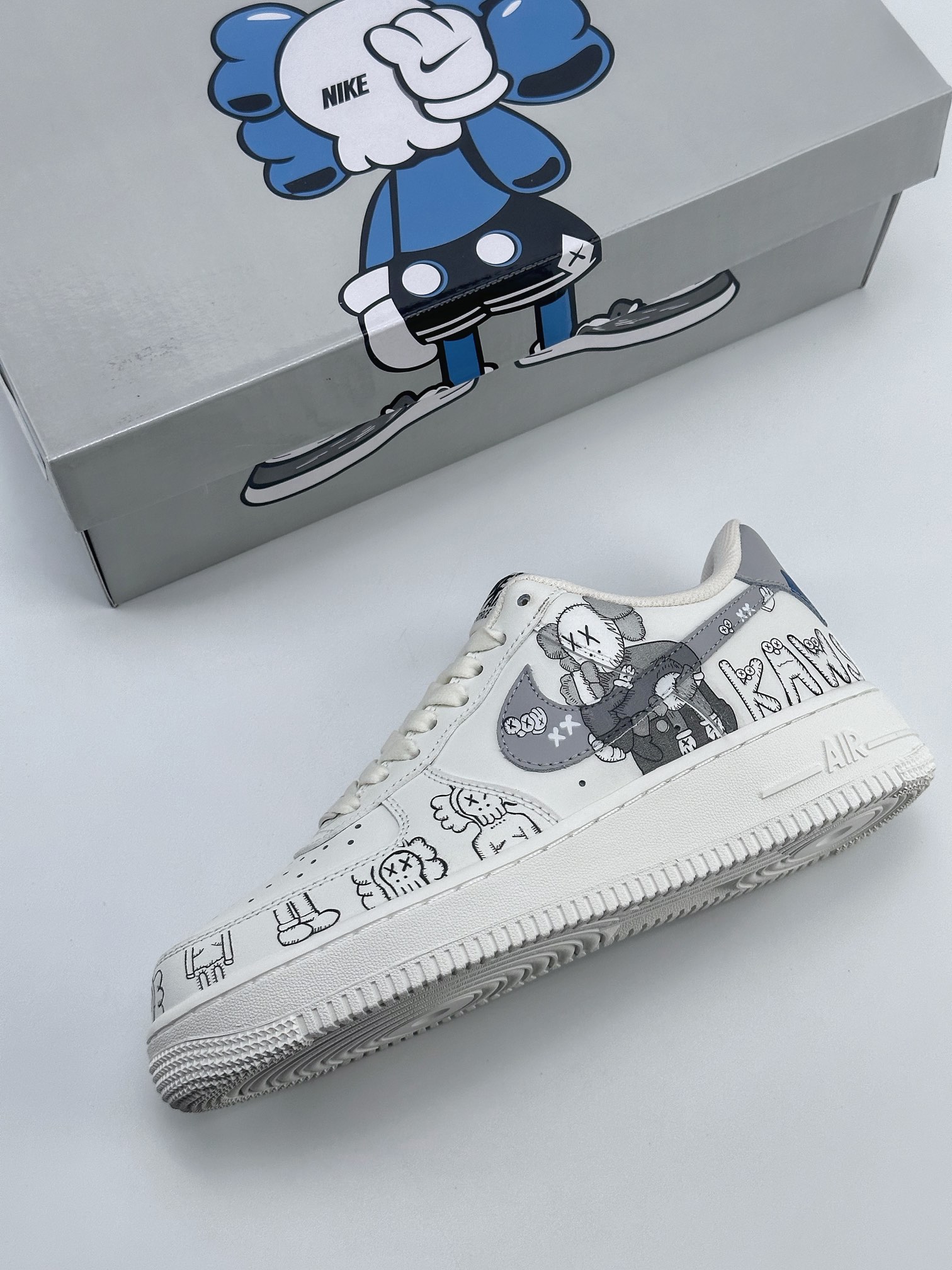 Nike Air Force 1 Low 07 x KAWS Graffiti Joint White Gray CW2288-999