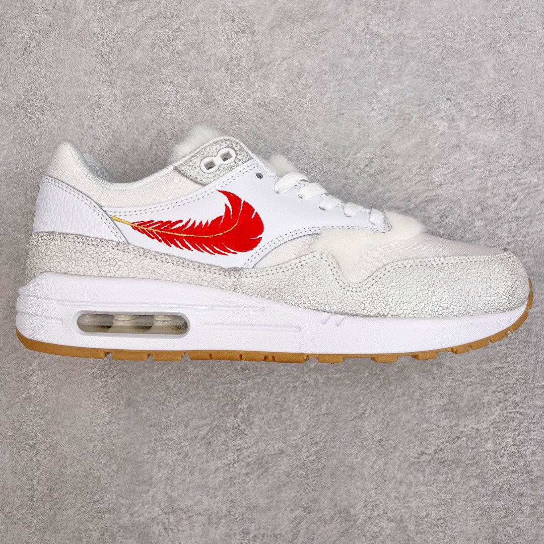 图片[5]-零售💰230 ＃超级福利‼NK Air Max 1 初代复古气垫慢跑鞋 由Tinker Hatfeld和Mark Parker在1987年设计 灵感来自于巴黎蓬皮杜中心 在参观了蓬皮杜中心之后提出了Air Max的标志性开窗可视气垫的理念 并将其实际开发成功 是NK史上第一双可视气垫跑鞋 凭借着Air Max气垫带来的舒适脚感和鞋面面料上的不断精进才使得Air Max 1在现如今都是复古慢跑鞋的首选 深厚的历史渊源 独特的流线形设计 极为复古的外观使得它深受鞋迷的喜爱 SIZE：36 36.5 37.5 38 38.5 39 40 40.5 41 42 42.5 43 44 44.5 45 46 47.5 编码：by2936030-运动鞋