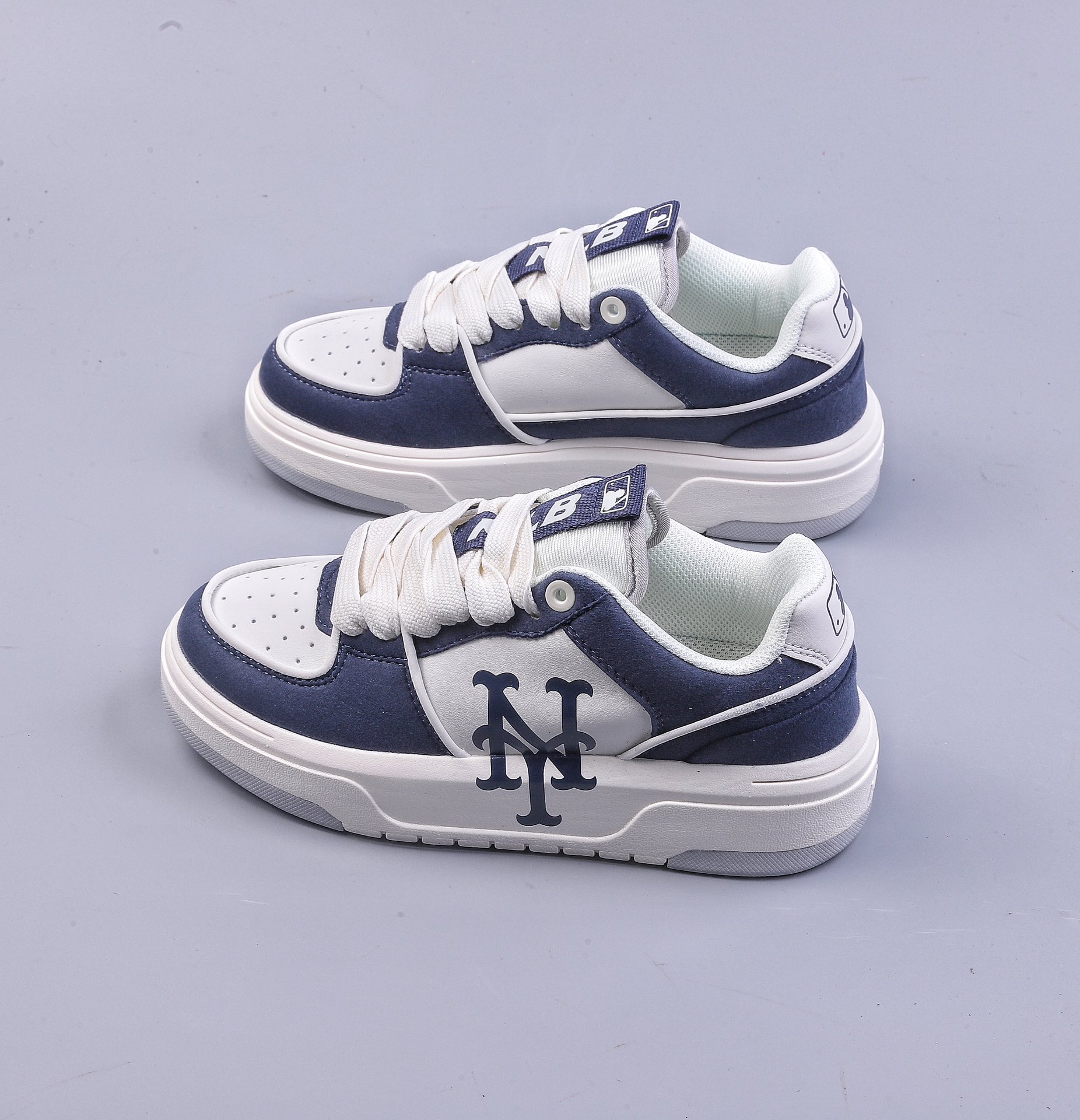 MLB Chunky Liner Basic New York Yankees heightened thick sole versatile casual shoes