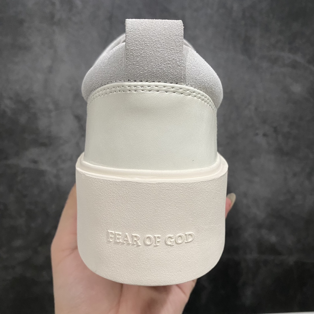 图片[4]-【莞产顶级】敬畏上帝/Fear of God FOG 101 Low Top Sneaker低帮板鞋 浅灰米白色欧美范儿必备 洛杉矶街头奢牌n平底低帮增高系带百搭休闲运动板鞋附赠精致鞋带与配防尘袋配件采用翻毛皮与牛剖革鞋面材质 外置耐磨橡胶大底 货号：SR18-7000-SUE-010 Size：39-45-莆田鞋批发中心