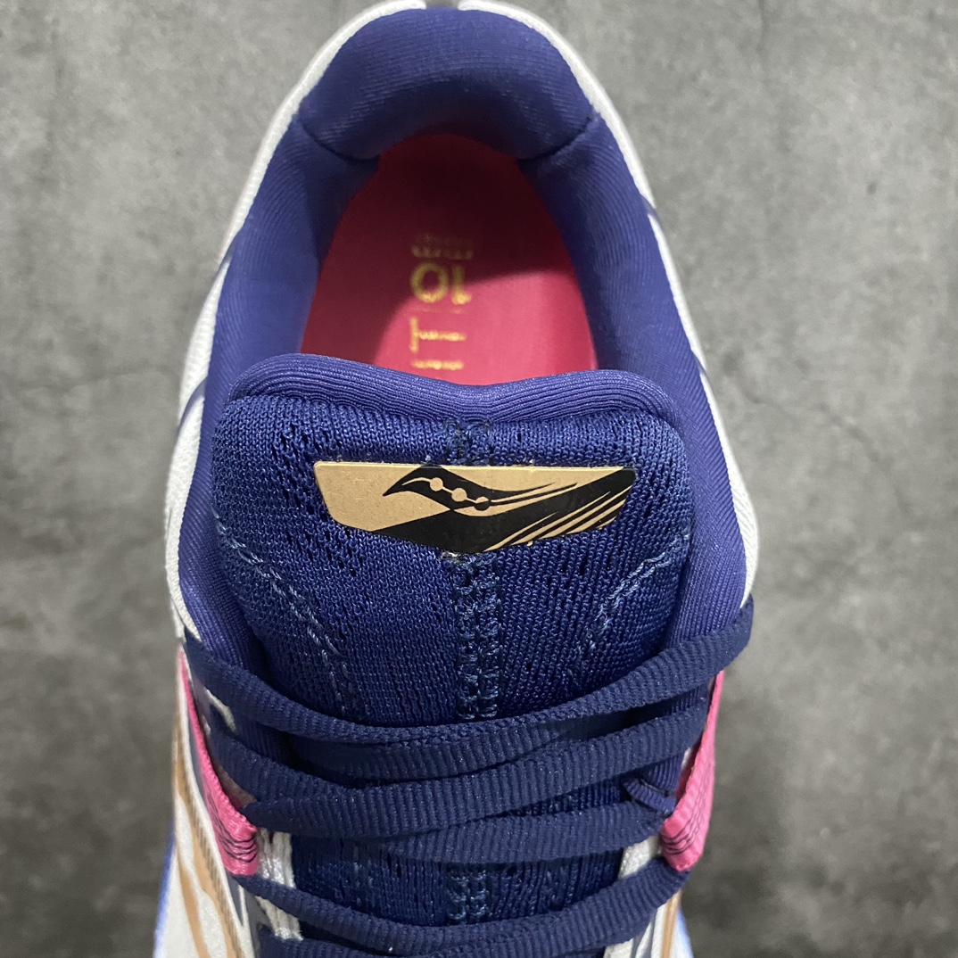 图片[8]-【纯原版】Saucony Triumph 20 索康尼胜利20代旗舰级缓震型跑鞋市场最高版本 区别市场通货真爆版本灰金n大底为PWRRUN+高弹缓震泡棉材质,兼具软和弹的性能，舒适踩S感，并非市场便宜版本的超软真爆底，鞋型立体直挺有型不软踏，中底带钢印，超高清洁度，硬质大鞋盒，非市场节约成本的小薄鞋盒，一分钱一分货！n此款性能相比前几代再升级：鞋面采用全新升级的工学网设计 贴合脚部更透气 中底部分使用最新的PWRRUN+材质 搭配PWRRUN+鞋垫使中底的大幅加厚 10mm坡差进一步提供缓震、回弹性能 内底则采用了FORMFIT动态适应系统 动态契合脚型 提升包裹性和舒适性 提供更卓越的动态回馈体验 XT-900橡胶大底 可提供良好的抓地力和较强抗磨性能 SIZE：36 36.5 37.5 38 38.5 39 40 40.5 41 42 42.5 43 44 44.5 45-莆田鞋批发中心