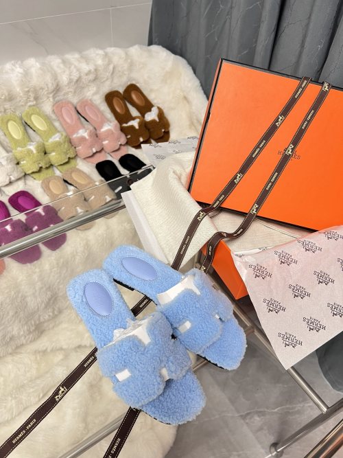 Hermes Teddy Shearling Slippers: Cozy, Stylish, and Perfect for Indoor & Outdoor
