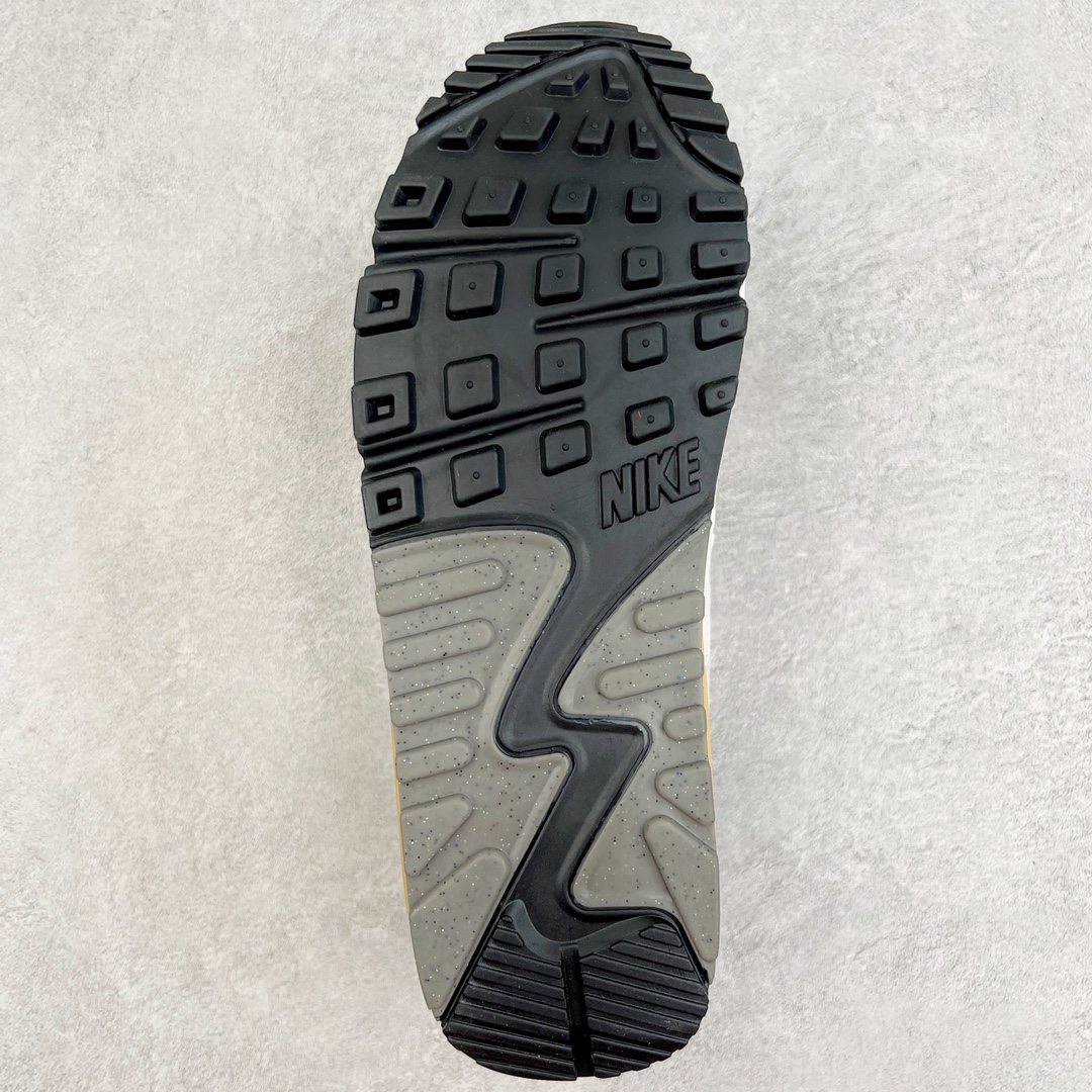 图片[9]-＃MX版 NK Air MAX 90 气垫复古减震跑步鞋 DO9850-100 经典重温 独家陆续补货 外单专供大厂出品 品质稳定 一百余色 终端操作 Air Max 90于1990年推出 来自Air Max系列 在Air Max 1的基础上改进而得 增加了气垫面积 外型上也更为流线 最特別的就是加入了菱纹塑胶嵌板 为Air Max 90增添了许多潮流气息 皮革鞋面 造就出色耐穿性和支撑力 Max Air缓震配置搭配泡棉中底 令Air Max 90轻盈而舒适 华夫格橡胶外底 铸就Air Max 90非凡的抓地力 而Air Max 90不仅是一双跑鞋 它成功跨越了时间的演进 成为了球鞋文化与潮流圈中最熟为人知的鞋款之一 尺码：36 36.5 37.5 38 38.5 39 40 40.5 41 42 42.5 43 44 44.5 45-选品中心