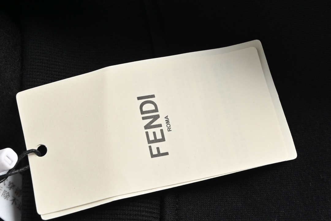 Fendi/芬迪 镶钻袖小怪兽眼镜圆领卫衣