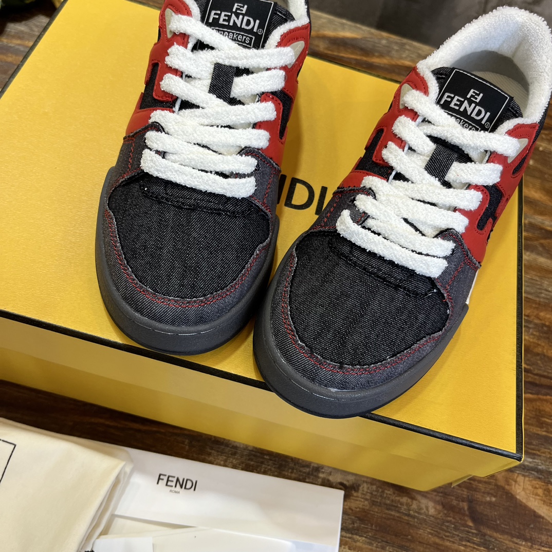 Fendi 区别通货 Fendi芬迪2023新款板鞋休闲运动鞋