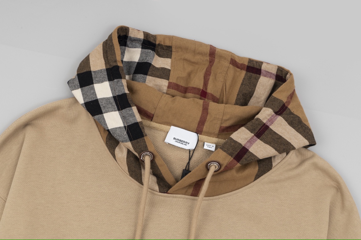 Luxury Burberry Barbolig Hoodie in 380 USD, High-quality Cotton, Unique Color, Sensitive Fabric. - 图片 4