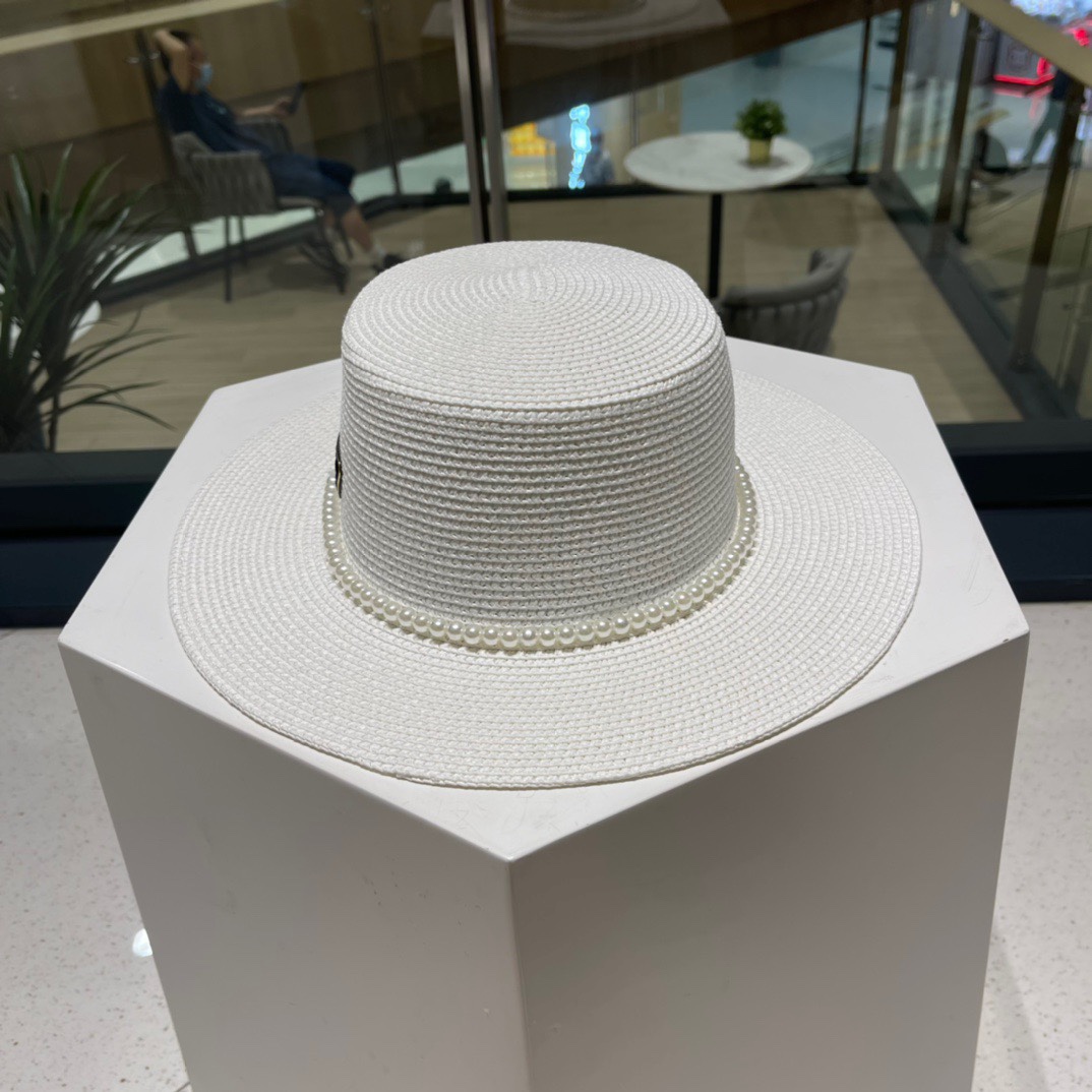  普拉达草帽，高级定制，超好看帽型珍珠配饰，头围57cm
