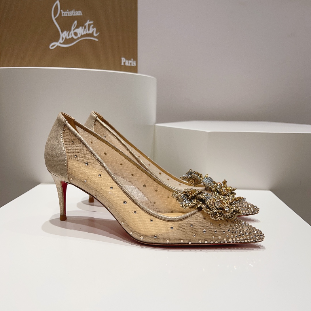 顶级版ChristianLouboutin2023s原版做货重工CL经典水晶高跟单鞋︎鞋面采用高密度网纱