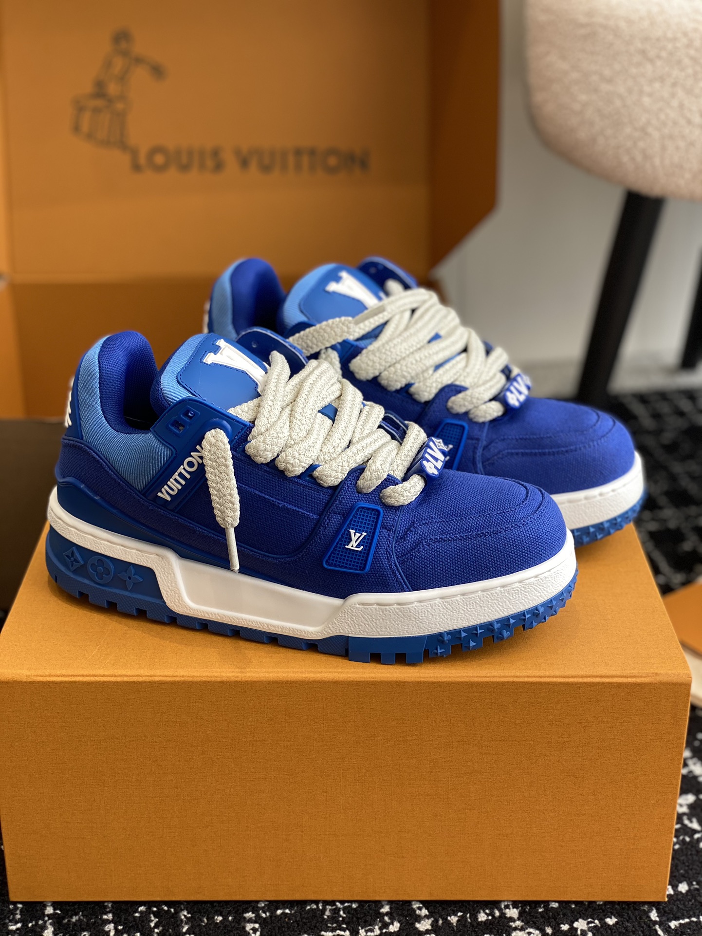 [Louis Vuitton Women