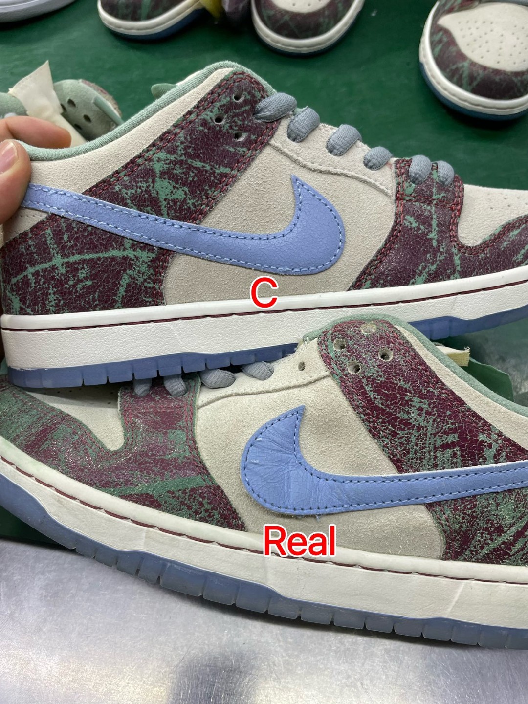 图片[9]-【纯原C版】Crenshaw Skate Club x Nike SB Dunk Low Pro\”Multi-Color\” CSC联名扣篮系列低帮休闲运动滑板板鞋“浅灰天蓝酒红绿”FN4193-100nn男女鞋真标半码制升级全新窄楦纸版楦型采用台产固色翻毛皮(印刷涂料效果!!)革鞋面材质 鞋垫嵌EVA缓震物料及Air Zoom气垫 外置RB耐磨橡胶大底n 尺码：36 36.5 37.5 38 38.5 39 40 40.5 41 42 42.5 43 44 44.5 45 46 47.5-莆田鞋批发中心