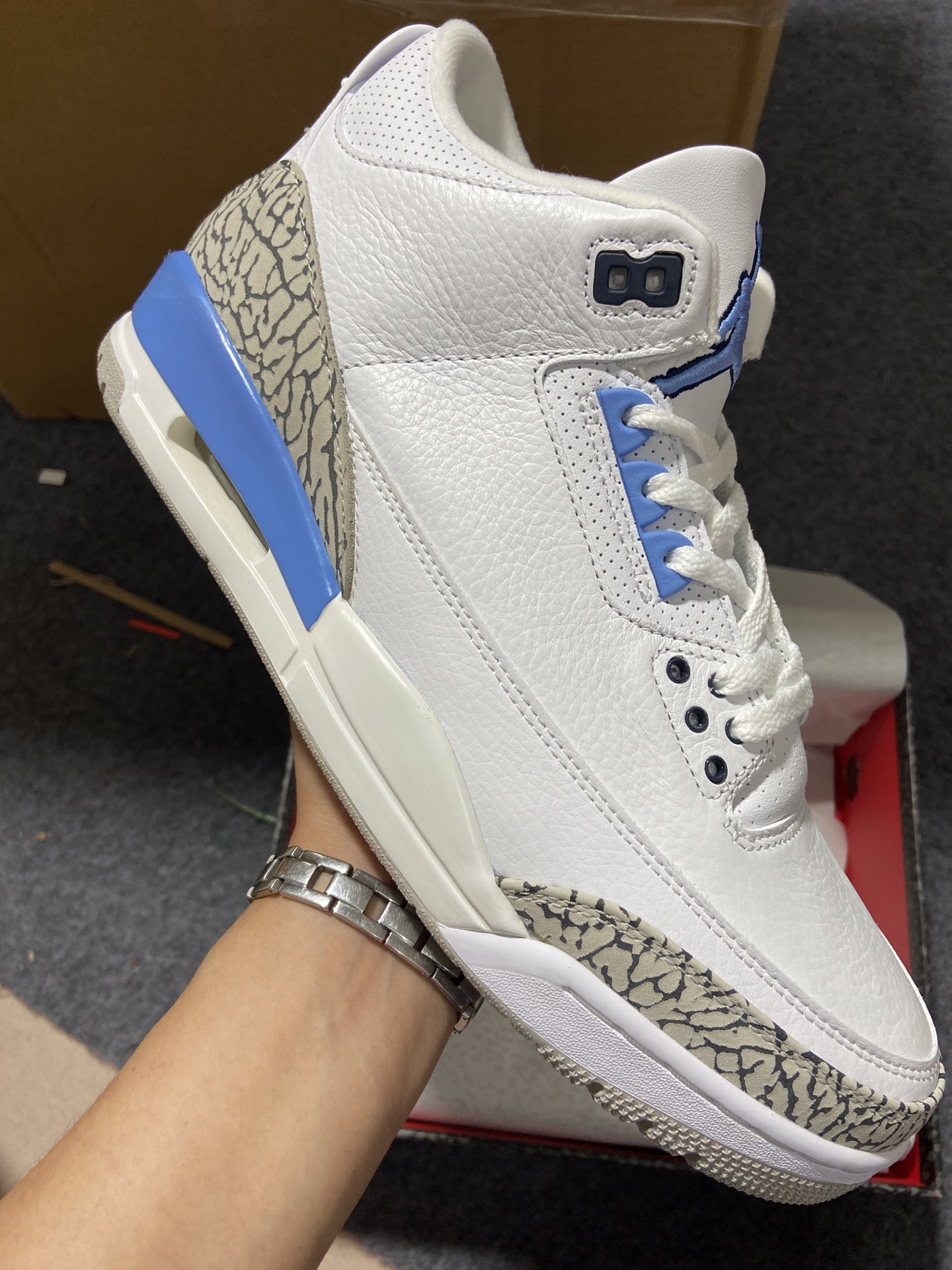 AJ3北卡蓝尺码40-47.5总裁R