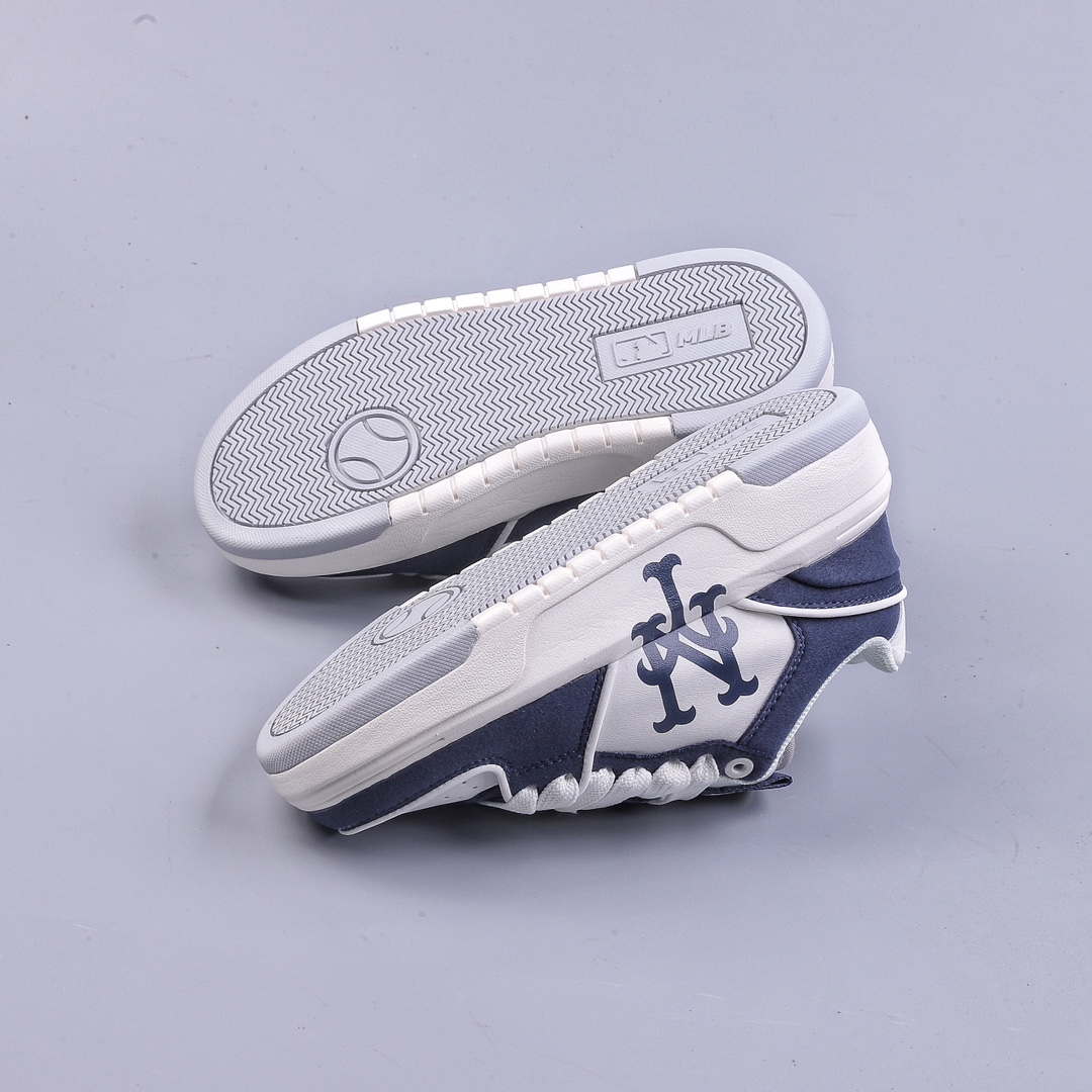 MLB Chunky Classic New York Yankees Platform Sneakers