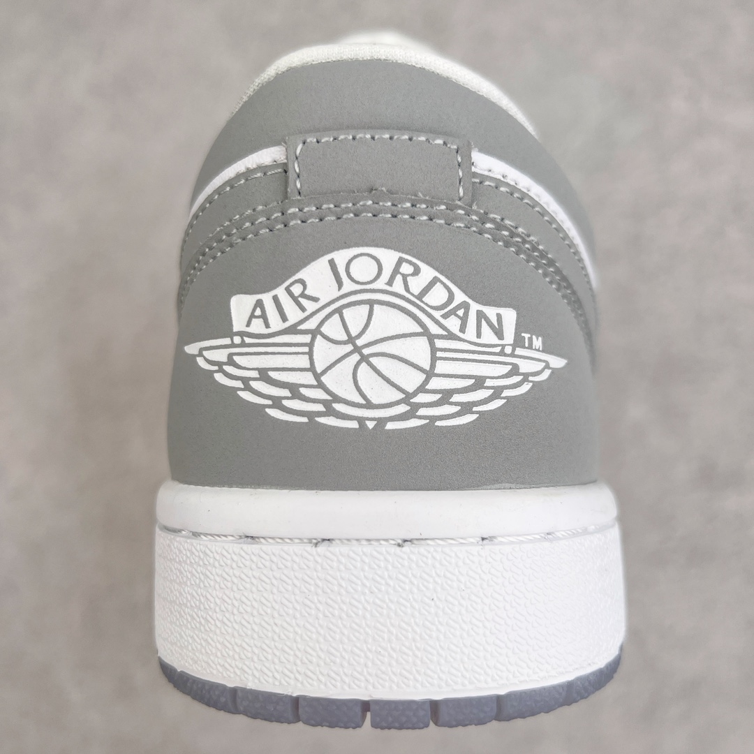 图片[8]-💰120 ＃yh版 超强套现福利‼Air Jordan AJ1 Low 低帮系列 知名大厂出品 工厂配套商长期套现 正常出厂触碰不到的单价 百分百全新货品 零氧化发霉 给足利润空间操作 超乎所想的高性价比 原装楦头纸板开发 完美鞋型 超高清洁度 鞋型不臃肿别扭 原厂内置全掌气垫 A模大底 鞋舌AJ原厂专用牛津布 AJ专用反口珍珠布 原厂无杂质高弹内里海棉 特殊封边弹力鞋带 原鞋开模 拒绝公底 购置公司同步原材料 都有细节原汁原味 忠于原版 SIZE：36 36.5 37.5 38 38.5 39 40 40.5 41 42 42.5 43 44 44.5 45 46 47.5 编码：Dby1936090-运动鞋