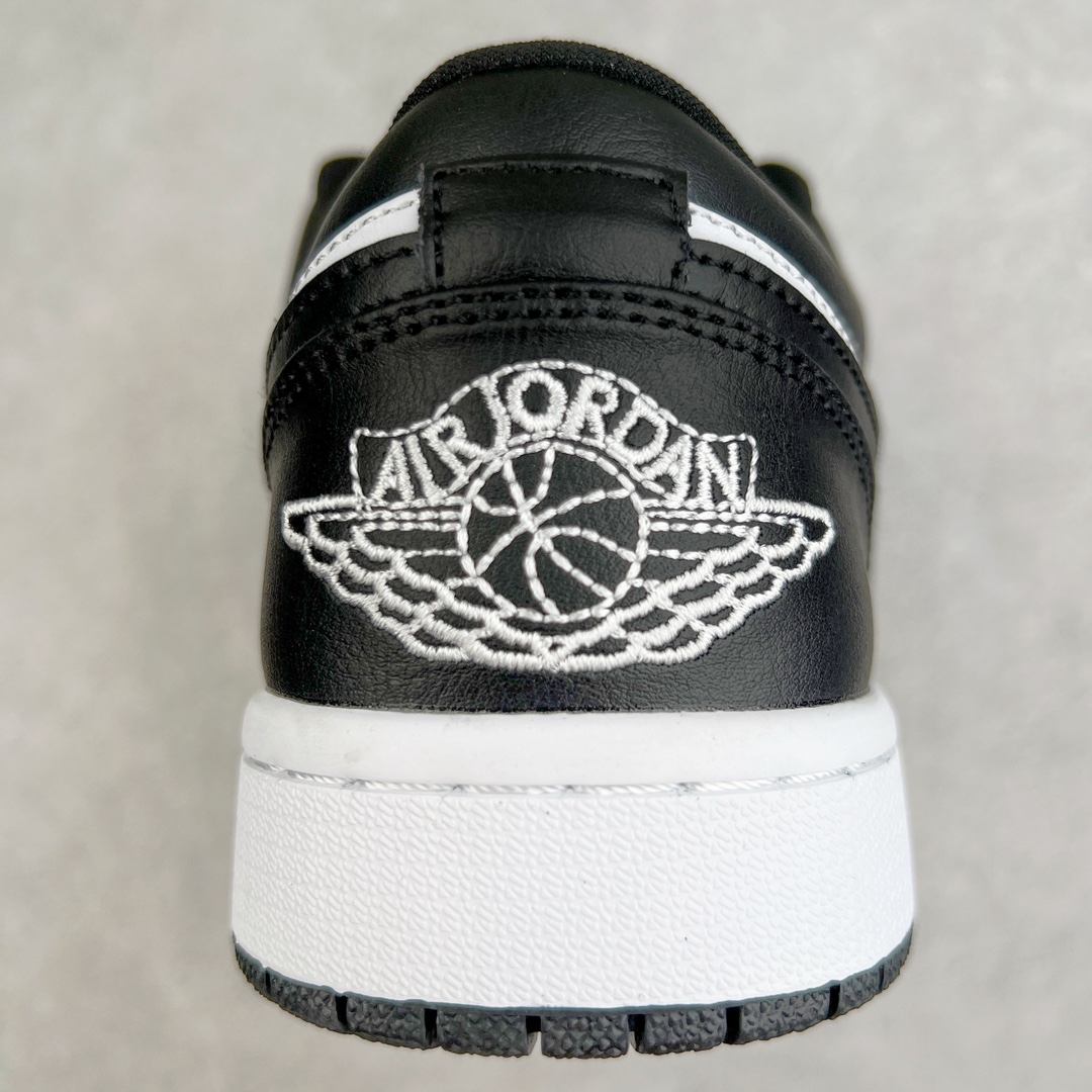 图片[8]-💰120 ＃yh版 超强套现福利‼Air Jordan AJ1 Low 低帮系列 知名大厂出品 工厂配套商长期套现 正常出厂触碰不到的单价 百分百全新货品 零氧化发霉 给足利润空间操作 超乎所想的高性价比 原装楦头纸板开发 完美鞋型 超高清洁度 鞋型不臃肿别扭 原厂内置全掌气垫 A模大底 鞋舌AJ原厂专用牛津布 AJ专用反口珍珠布 原厂无杂质高弹内里海棉 特殊封边弹力鞋带 原鞋开模 拒绝公底 购置公司同步原材料 都有细节原汁原味 忠于原版 SIZE：36 36.5 37.5 38 38.5 39 40 40.5 41 42 42.5 43 44 44.5 45 46 47.5 编码：Dby1936090-运动鞋