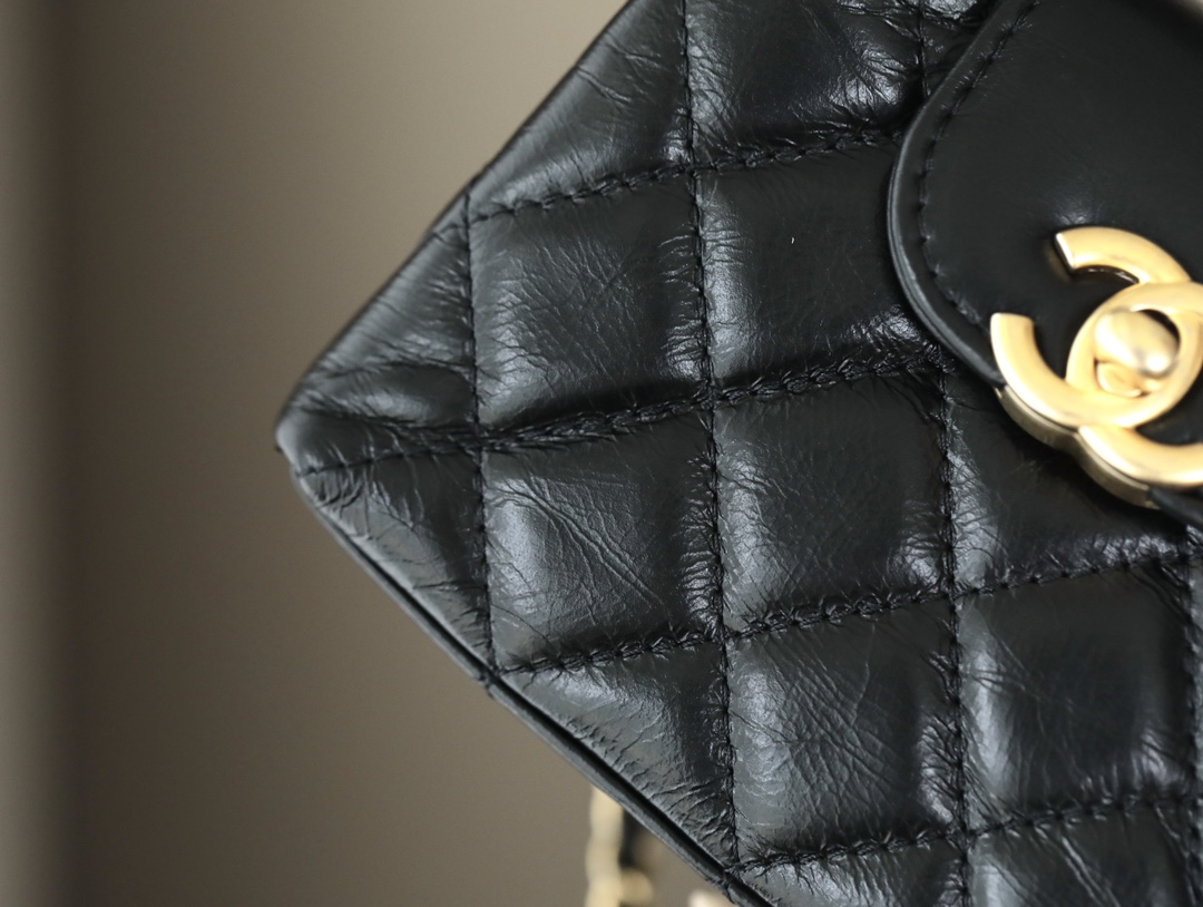 CHANEL Clutch with Chain Mini - Bag 9