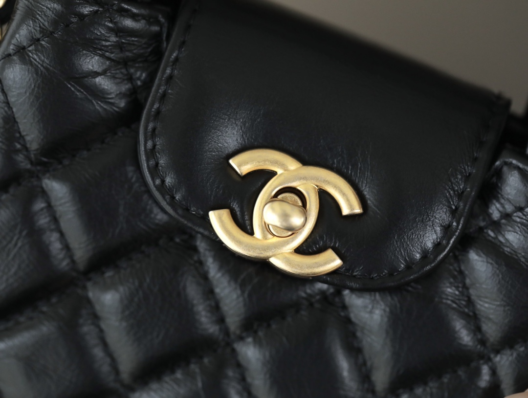 CHANEL Clutch with Chain Mini - Bag 6