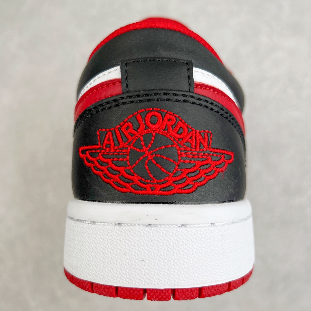 图片[8]-💰120 ＃yh版 超强套现福利‼Air Jordan AJ1 Low 低帮系列 知名大厂出品 工厂配套商长期套现 正常出厂触碰不到的单价 百分百全新货品 零氧化发霉 给足利润空间操作 超乎所想的高性价比 原装楦头纸板开发 完美鞋型 超高清洁度 鞋型不臃肿别扭 原厂内置全掌气垫 A模大底 鞋舌AJ原厂专用牛津布 AJ专用反口珍珠布 原厂无杂质高弹内里海棉 特殊封边弹力鞋带 原鞋开模 拒绝公底 购置公司同步原材料 都有细节原汁原味 忠于原版 SIZE：36 36.5 37.5 38 38.5 39 40 40.5 41 42 42.5 43 44 44.5 45 46 47.5 编码：Dby1936090-运动鞋