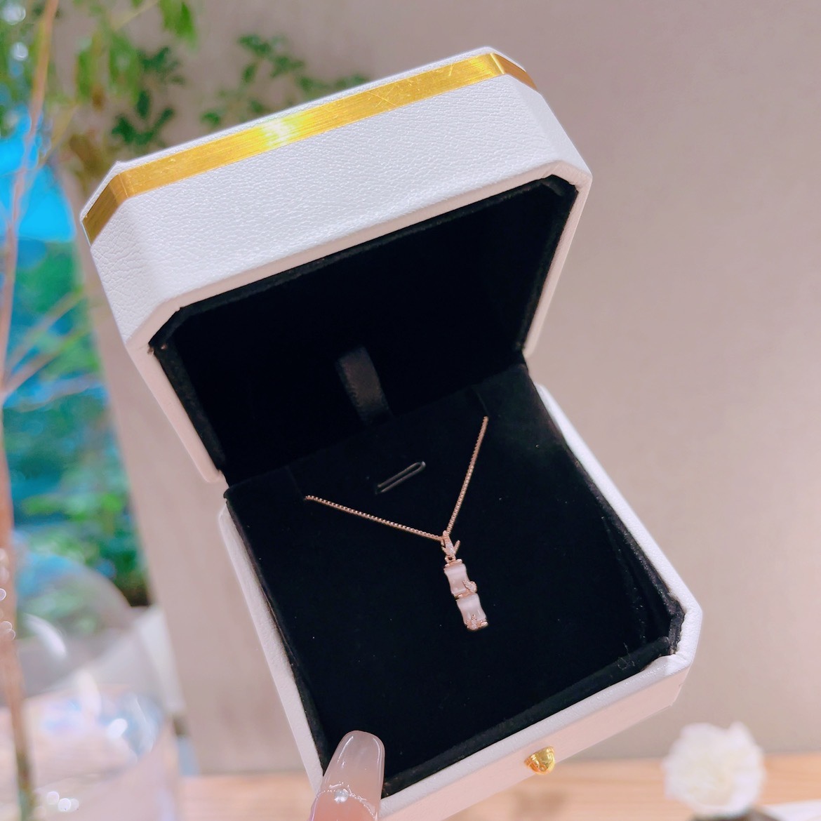 Hypoallergenic Silver Necklace Intellectual Office Gold