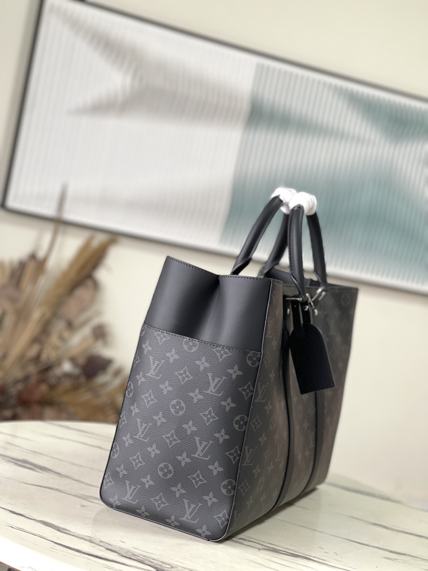 this Sac Plat 24H tote features easy-access exterior patch pockets on - Bag 2