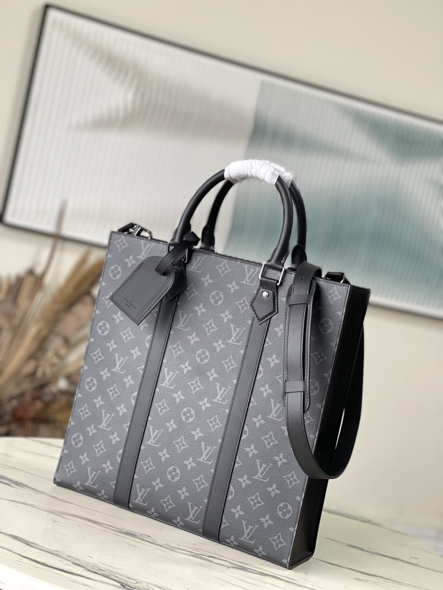 this Sac Plat tote commands attention with its clean lines - Bag