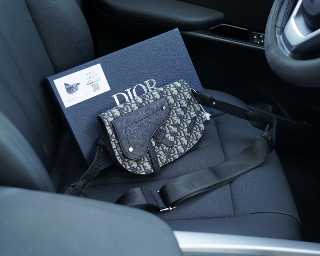 Dior Sacs À Bandoulière & À Épaule