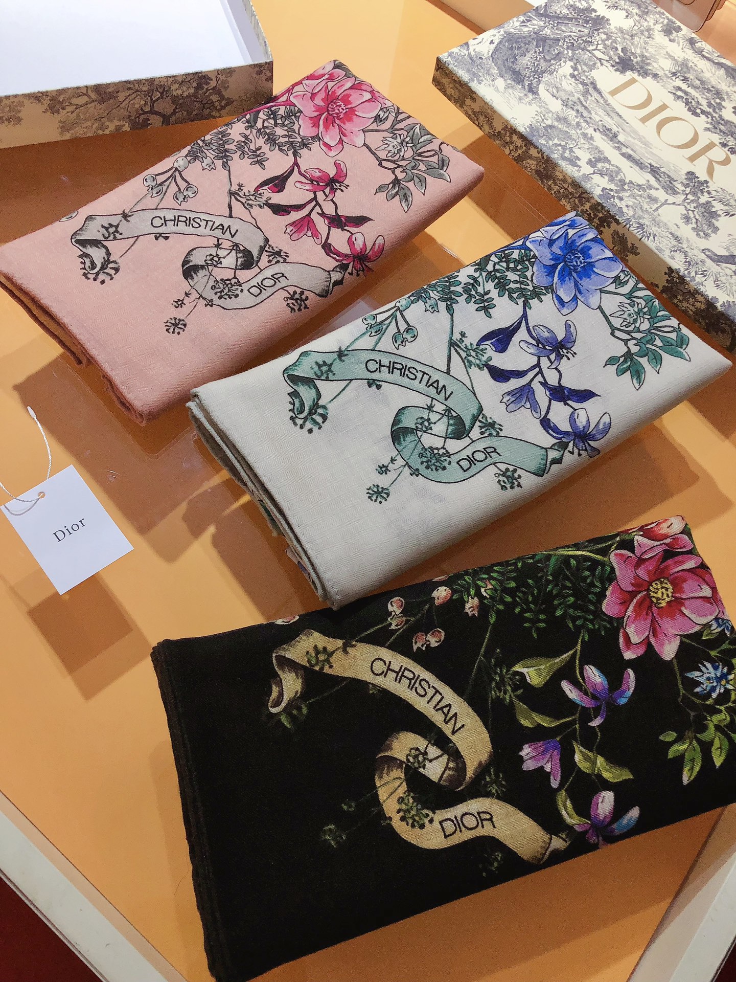 High Quality Replica Designer
 Dior Scarf Printing Cashmere Silk