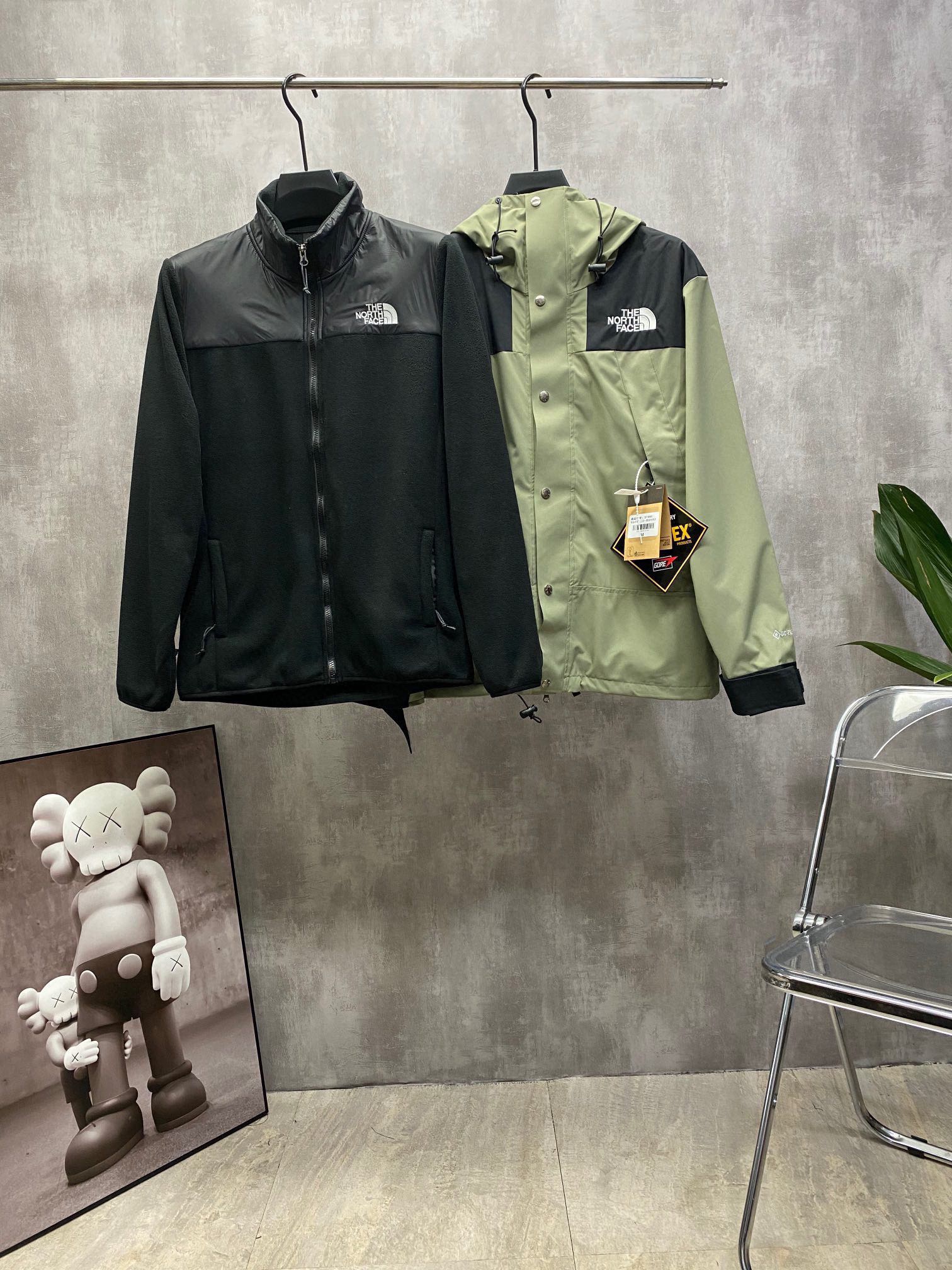 The North Face Clothing Coats & Jackets Black Green White Embroidery Winter Collection Casual