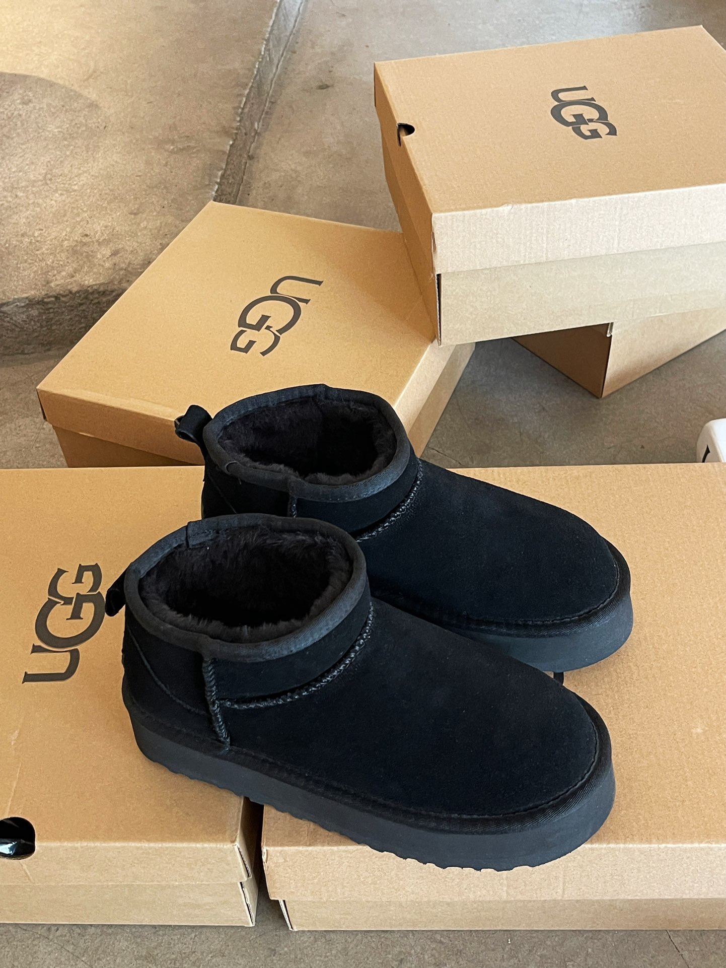 Who else can you find this price for the second-generation snow boots - Shoe 4