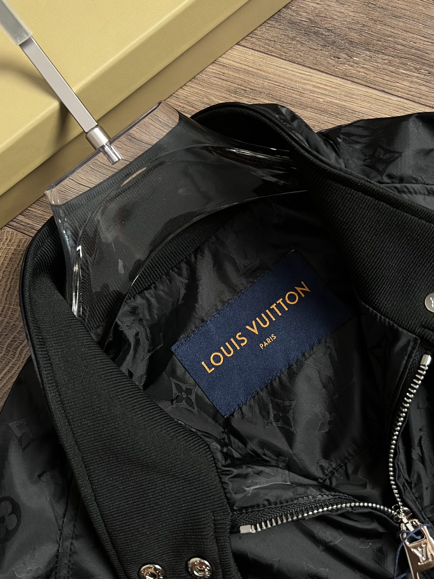 Louis Vuitton Haute Couture Designer Jacket Coat Ready-to-Wear 4