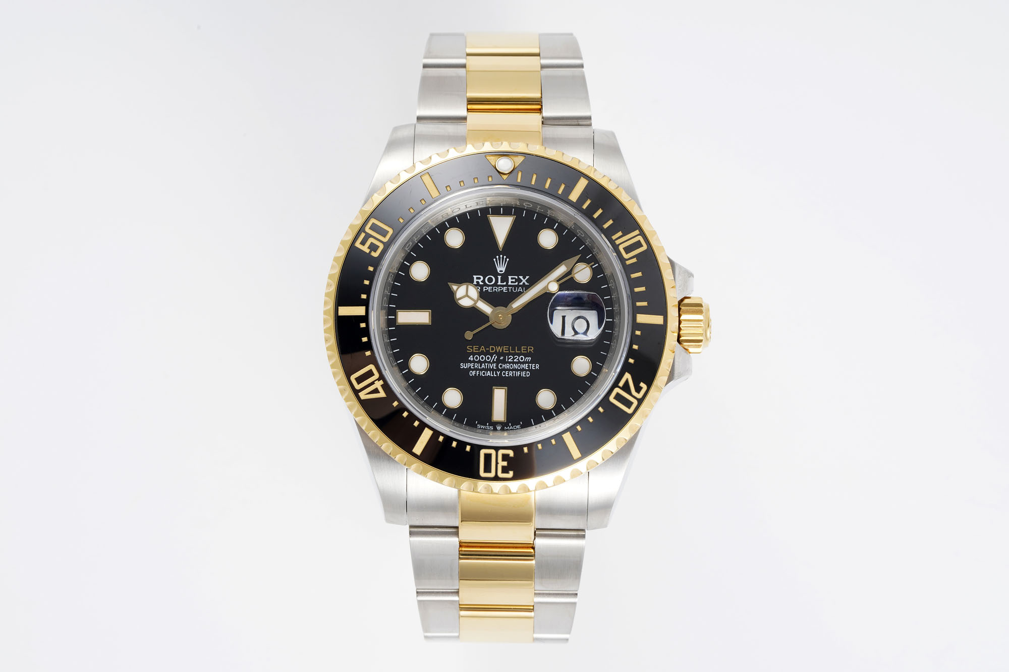 NO:386528,The gold-packing that allows you to see - the authentic loose grain technology, and the heavy gold creates a single Yellow Sea 43mm Ghost King 18K gold watch. It is a yellow platinum alloy material that gold always shines and inherits the previous generation version. The brushed strap uses water-grinding and wire drawing technology that is consistent with the original version. The thickness of the brushed wire is exactly the same as the original 18K gold. The movement has been completely upgraded to an integrated Cal. movement, perfectly restores excellent quality and details. The best 18K gold version of Haishi watch, produced by KF, must be a fine product.19860909让您看得见的包金——正儿八经的散粒工艺,重金打造单黄海使型43mm鬼王18K金腕表,是金子永远在发光承接前一代版本的黄铂合金材料,表带拉丝部分采用和原版一致的水磨拉丝技术,拉丝线条粗细做到了和原版18K金完全一致,机芯全新升级成一体Cal.机芯,完美还原优秀品质和细节,最佳18K金版海使腕表,KF出品 必属精品.,,Watch