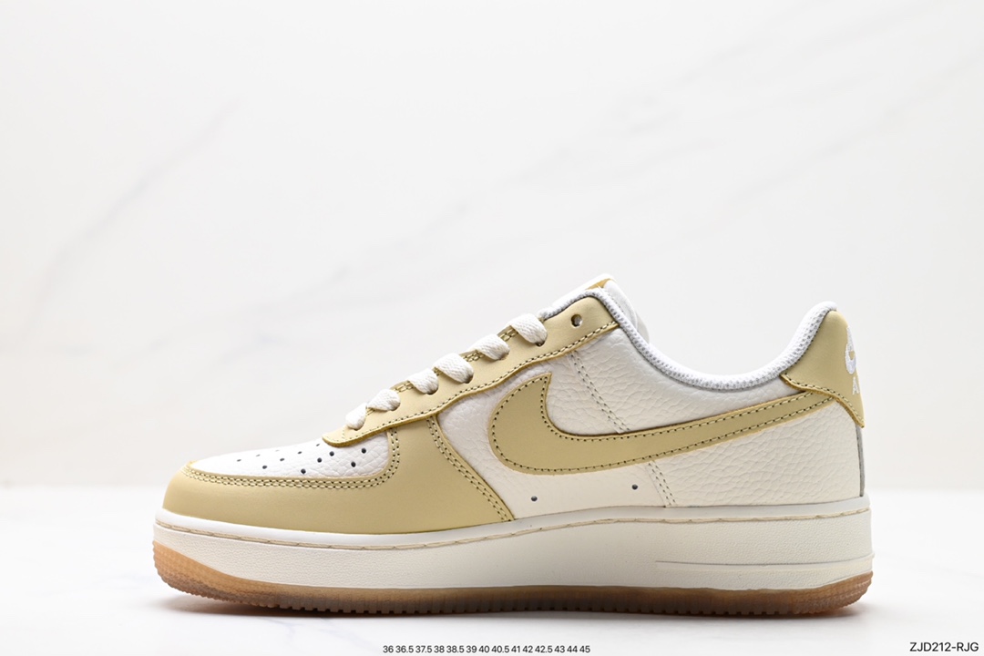 Nike Air Force 1 '07 Low original last and cardboard AA6902-700