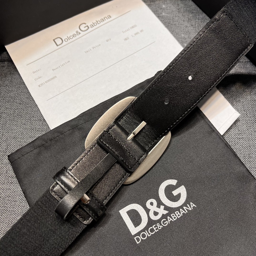     DG。宽.4.0cm  Dolce&Gabbana 新款 Re-Edition 时装秀是一次回归