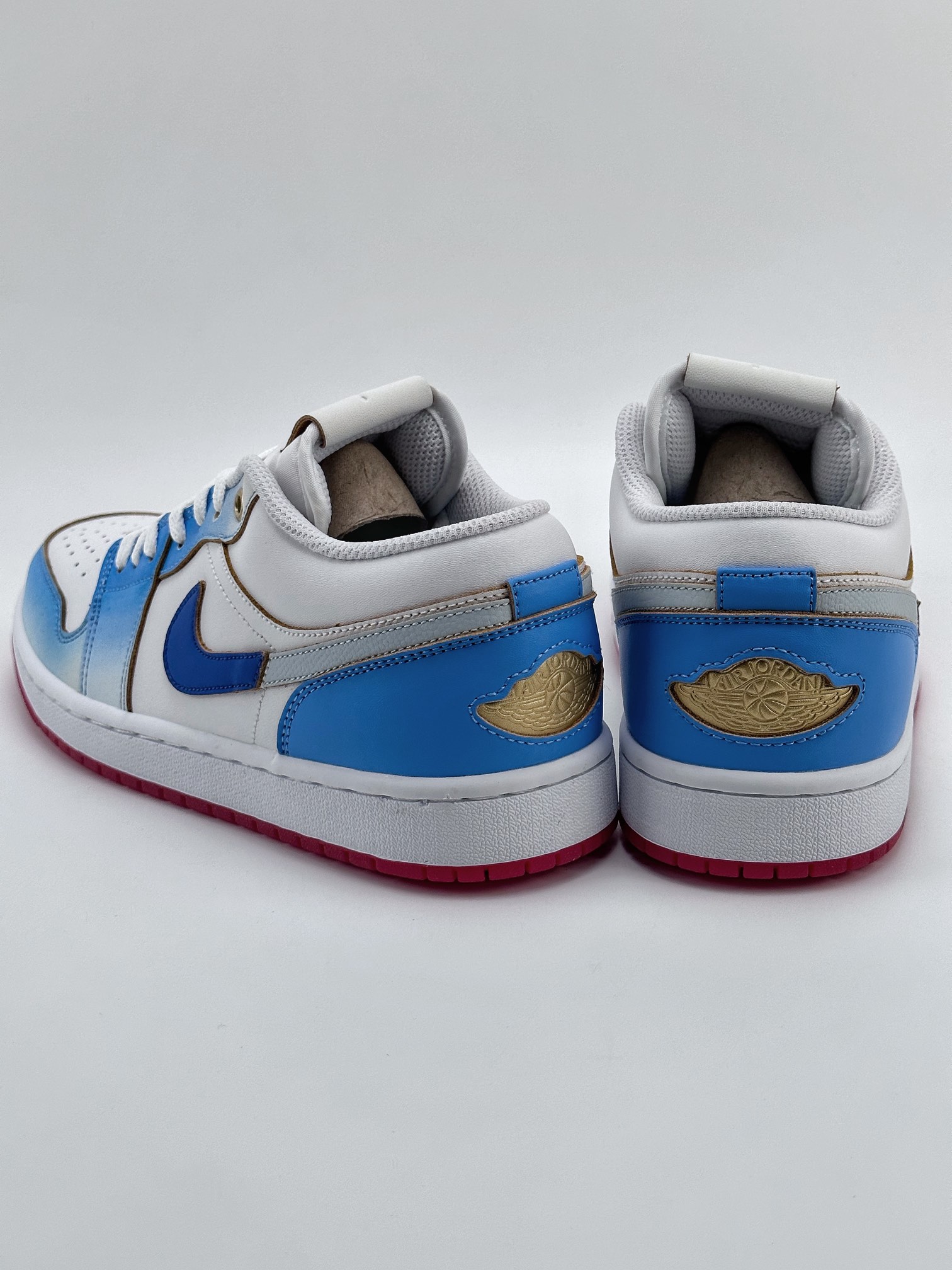 200 Air Jordan 1 Low SE 白蓝红 FN8895-141