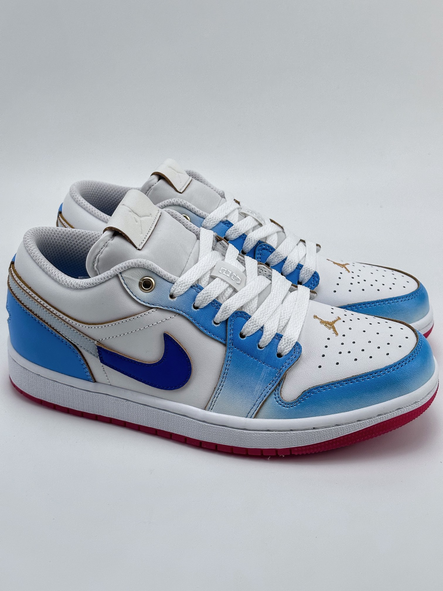 200 Air Jordan 1 Low SE 白蓝红 FN8895-141