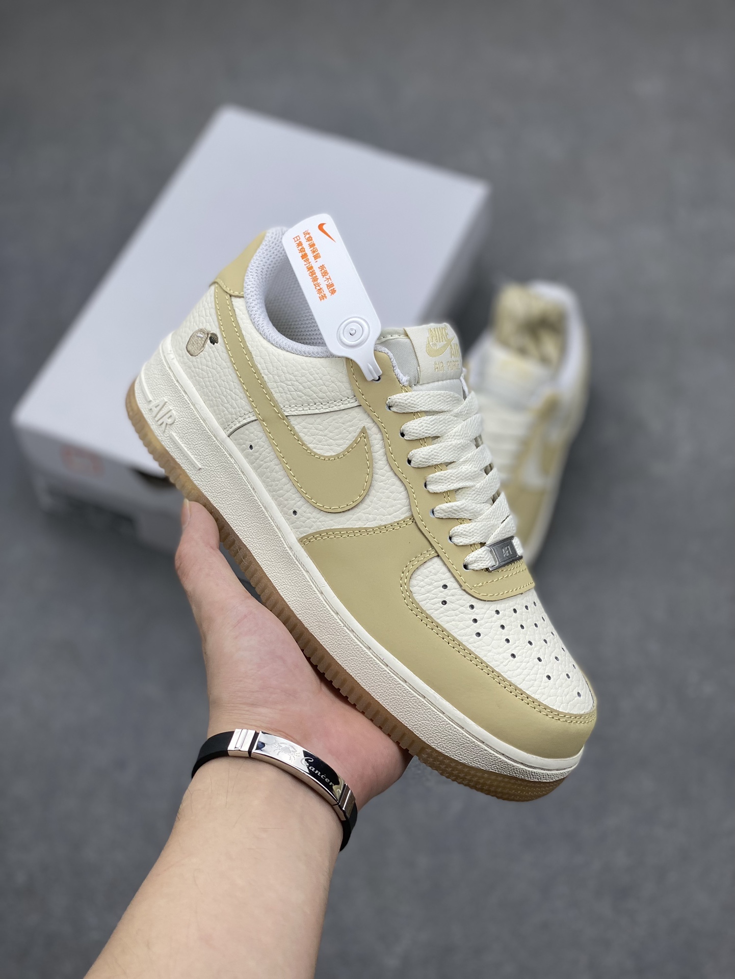 Nike Air Force 1 Low Top Ivory/Sanddrift AA6092-700 Sneakers
