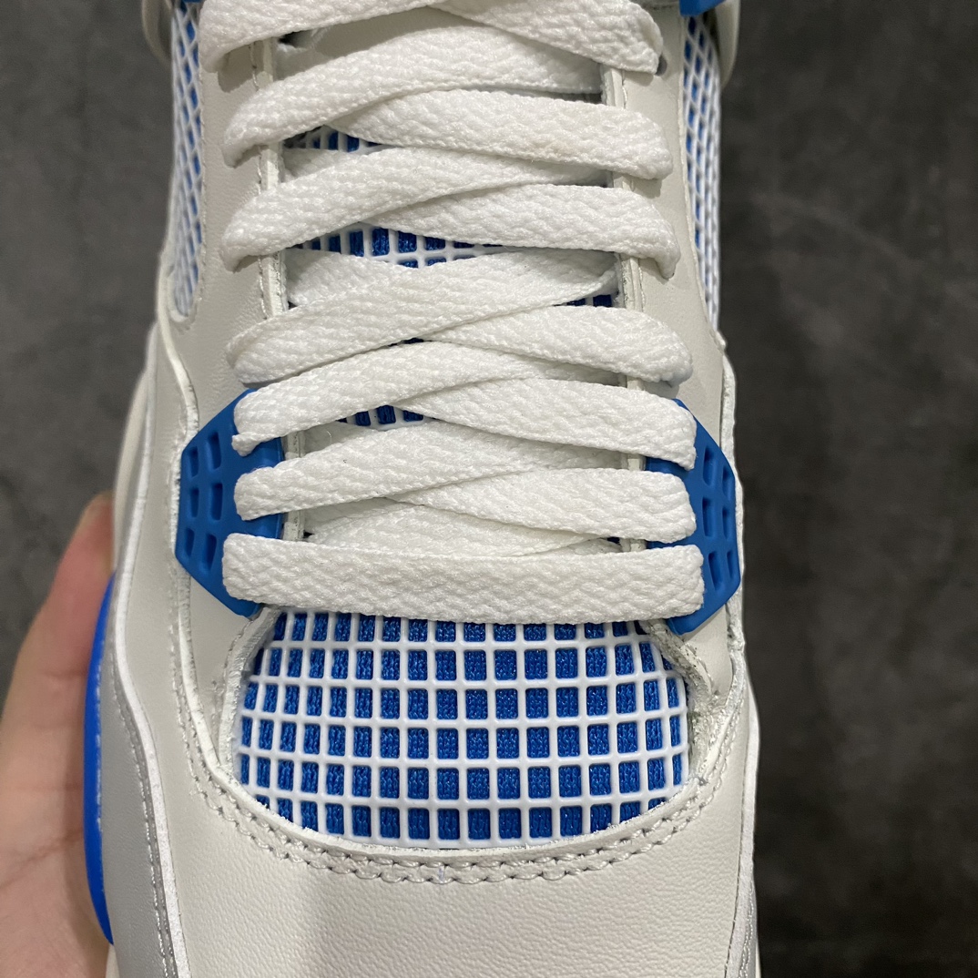 图片[4]-【老DT版】Air Jordan AJ4 Retro 白蓝2012版 308497-105nn老牌AJ大厂出品 原纸板楦头开发原厂特供皮料加持 确保原汁原味 完美呈现四代版型n一比一鞋头弧度高度鞋身弧度 数据细节工艺流程均保持原鞋一致n皮料切割菱角分明 不变形无多余毛边 柔软性质感一致于原鞋原厂织唛标 原厂飞人电绣工艺 后跟定型进口港宝加持 自然饱满 全鞋荧光划线卡点 追求极致完美 每一双都是工艺品 多重QC质检 超越公司货的品控标准 实实在在的免检产品  尺码：40 40.5 41 42 42.5 43 44 44.5 45 46 47.5-莆田鞋批发中心