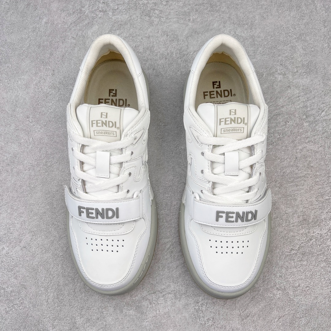 图片[2]-＃S版纯原 FENDI 芬迪 Match sneaters低帮运动鞋 独家定制 全身20几个细节点全部做到一致还原 吊打市面所有版本 独家原装套装配件官方同源 渠道原装订单 全套专柜包装物及配件#鞋底嵌入核心防伪芯片感应装置 FENDI芬迪match最新爆款情侣款运动鞋板鞋原版购入 高工艺无缝细空胶技术 贴楦误差0.05mm,鞋底采用固特异内外锁死工艺 最大限度弯折永不开胶 原鞋一致效果环保无味 鞋面采用麂皮和皮革拼接组合 logo内里采用毛巾绒里 上脚超级柔软 轻便 舒适搭配卫衣 尺码：35 36 37 38 39 40 41 42 43 44 45-选品中心