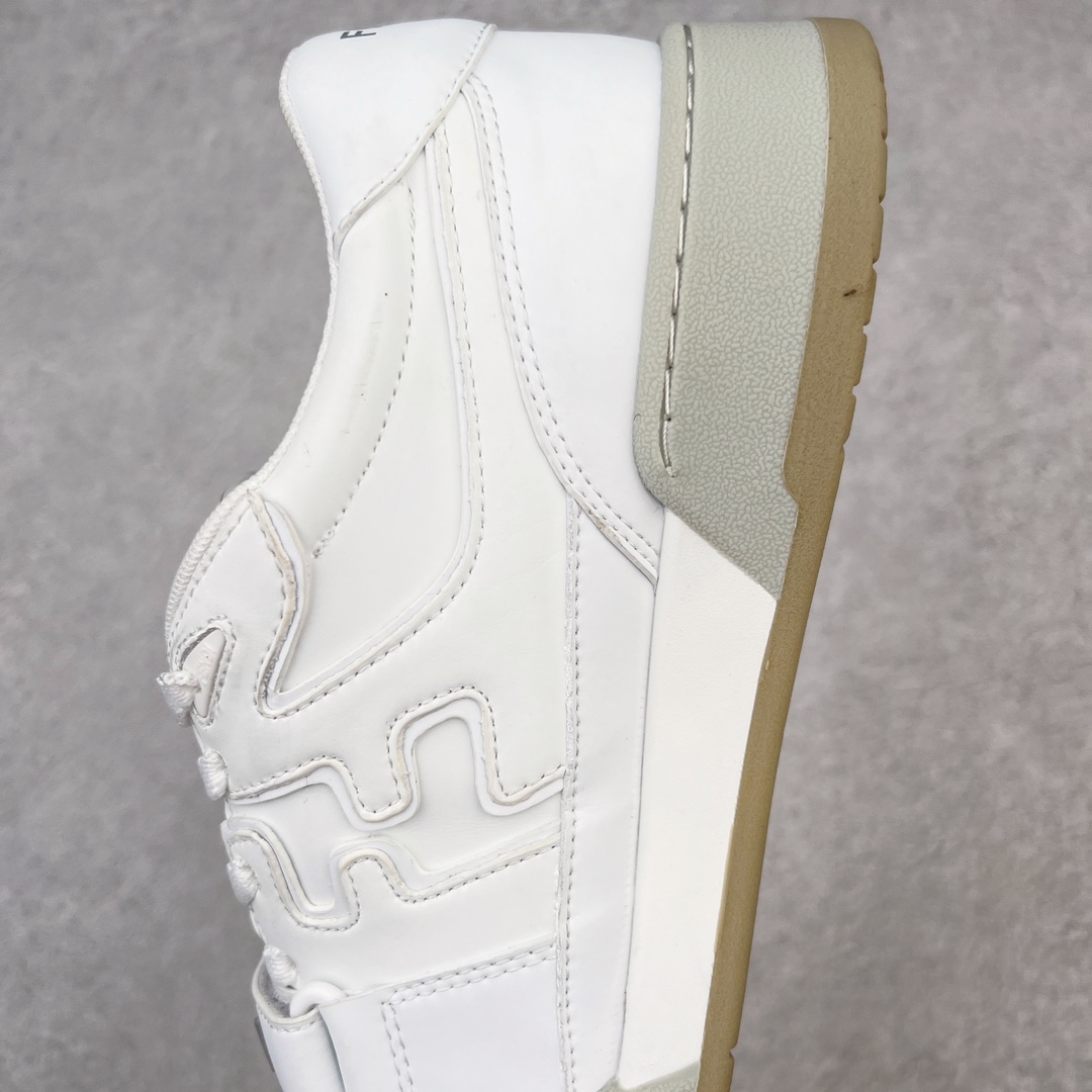 图片[7]-＃S版纯原 FENDI 芬迪 Match sneaters低帮运动鞋 独家定制 全身20几个细节点全部做到一致还原 吊打市面所有版本 独家原装套装配件官方同源 渠道原装订单 全套专柜包装物及配件#鞋底嵌入核心防伪芯片感应装置 FENDI芬迪match最新爆款情侣款运动鞋板鞋原版购入 高工艺无缝细空胶技术 贴楦误差0.05mm,鞋底采用固特异内外锁死工艺 最大限度弯折永不开胶 原鞋一致效果环保无味 鞋面采用麂皮和皮革拼接组合 logo内里采用毛巾绒里 上脚超级柔软 轻便 舒适搭配卫衣 尺码：35 36 37 38 39 40 41 42 43 44 45-选品中心