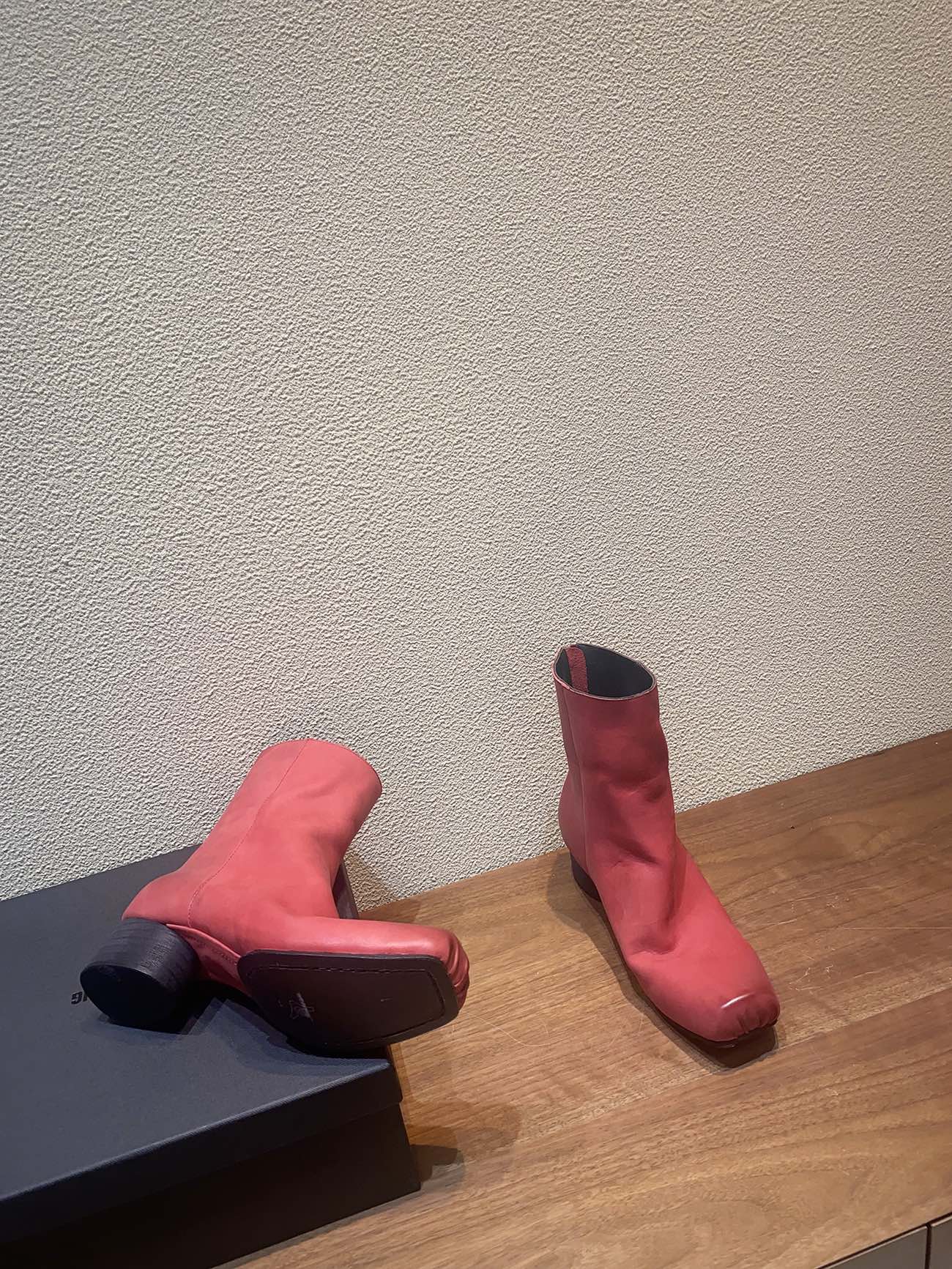 2023 UMA WANG Pig Nose Ballet Boots: Sophisticated, Soft, and Versatile - 图片 2